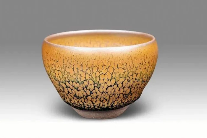 Veteran players swear by Jian ware cups for ultimate tea experience.