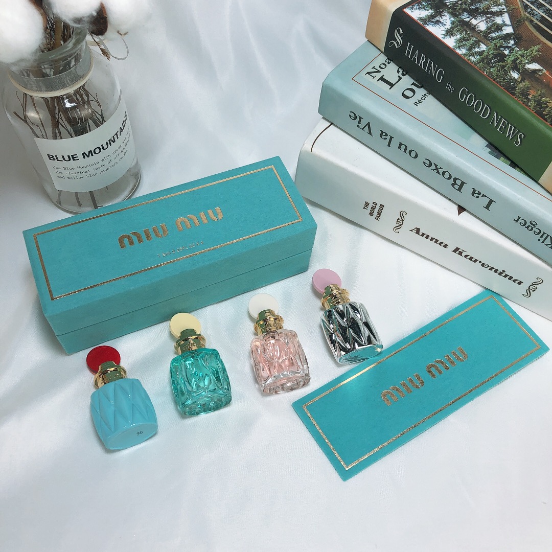miumiu mini perfume