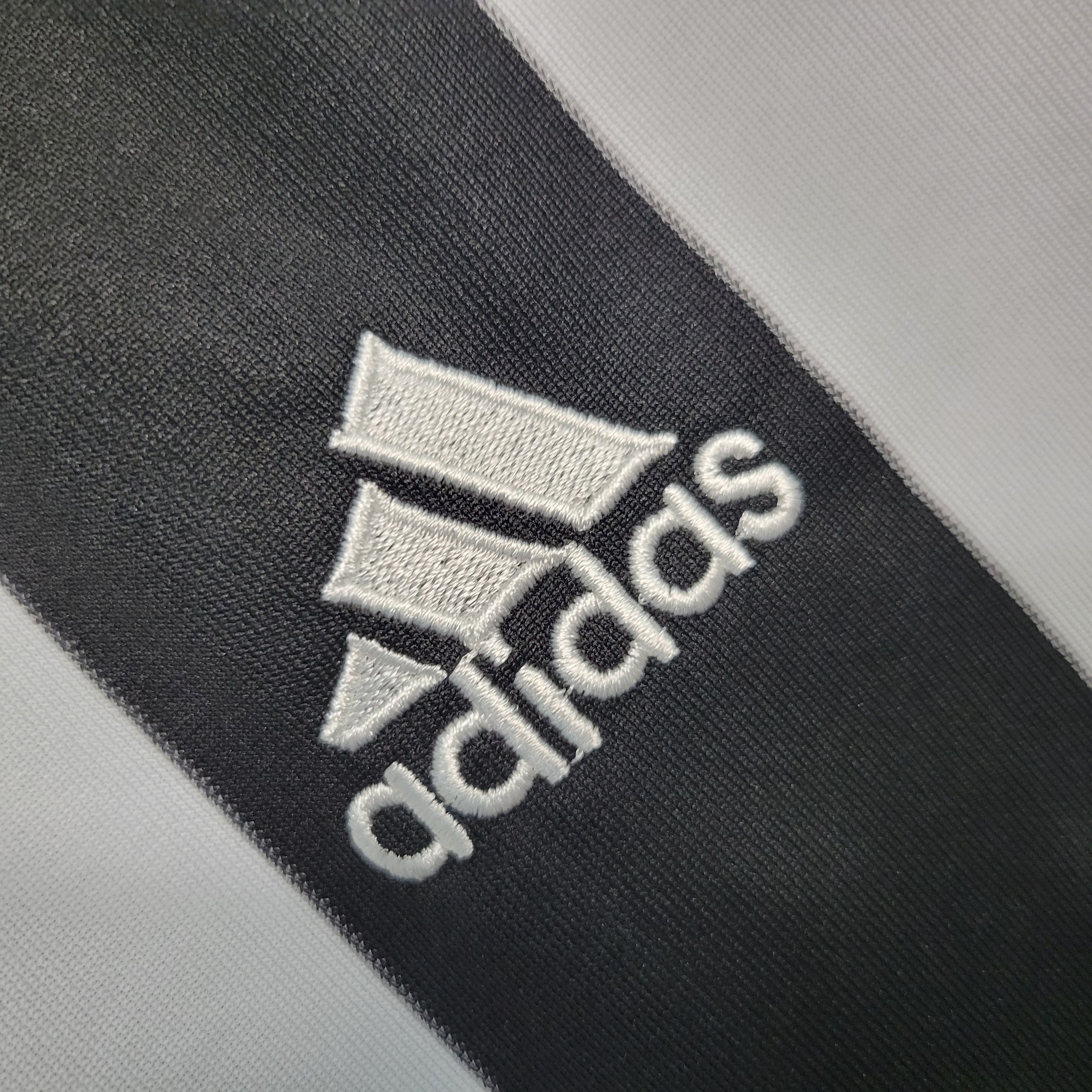 JerseysGala.com | Retro Newcastle United 04-06 Home Stadium Jersey -Customize Name, Number and Patch | Worldwide Shipping