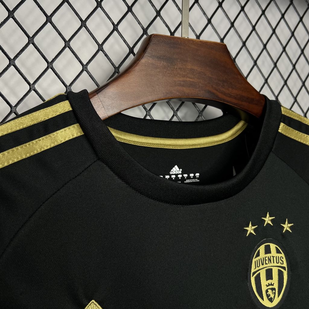 JerseysGala.com | Retro Juventus 2015-16 Thrid Jersey -Customize Name, Number and Patch | Worldwide Shipping