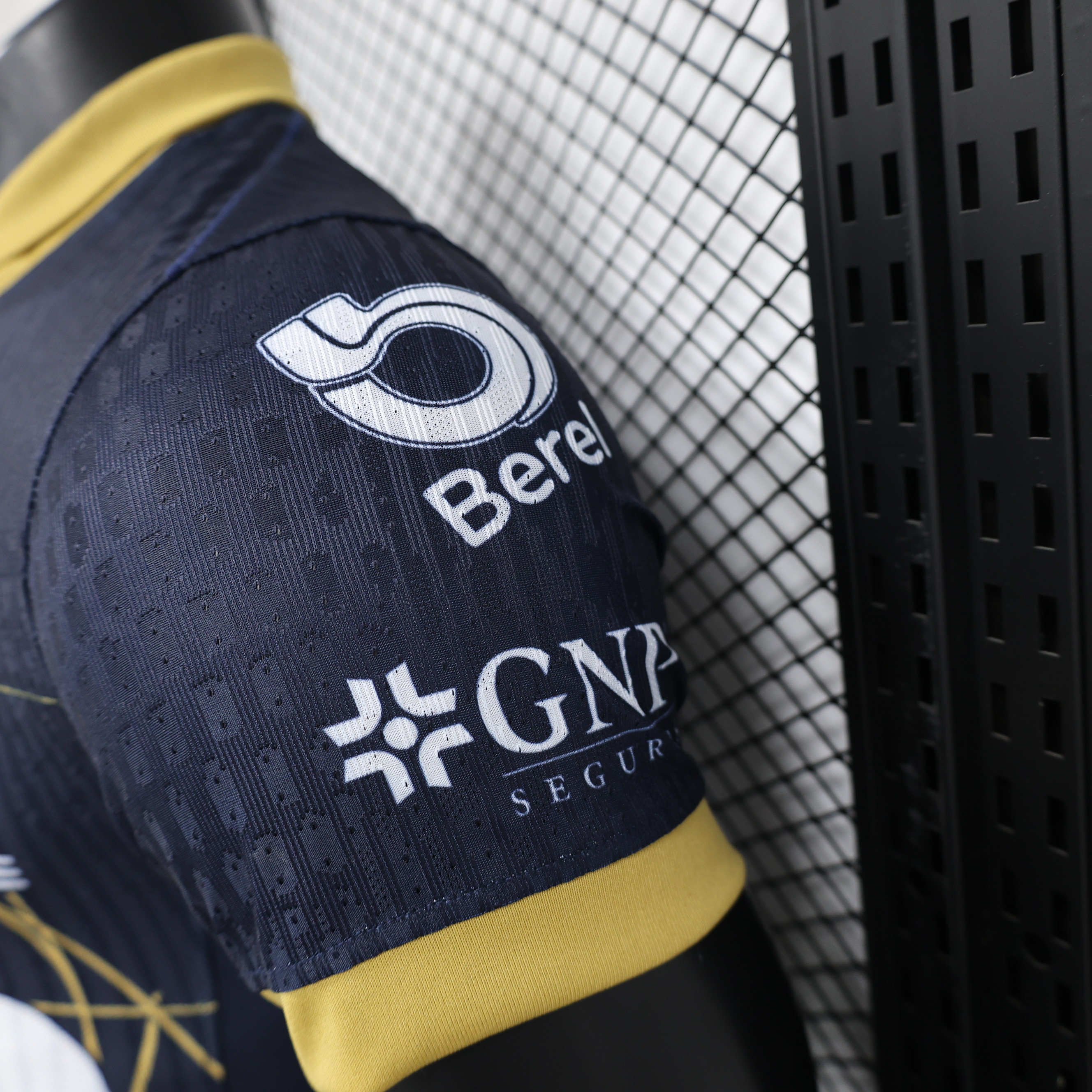 ManixJersey.com | Pumas UNAM 24-25 Away Jersey - Player Version -Customize Name, Number and Patch | Worldwide Shipping