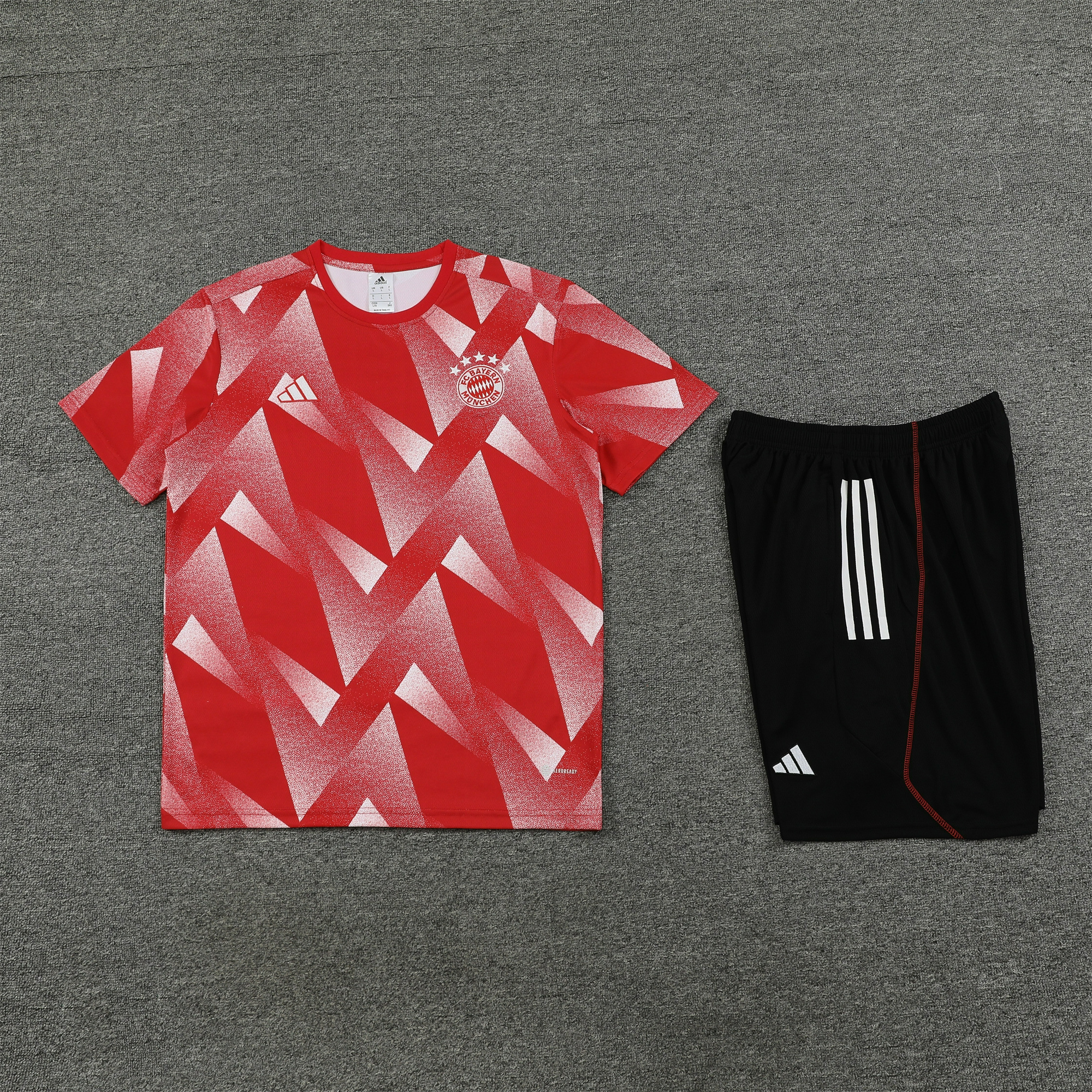 Bayern Munich 23-24 Short-Sleeve Training Set:football jersey mysite: unitedjerseyfootball 邓江浪:football
