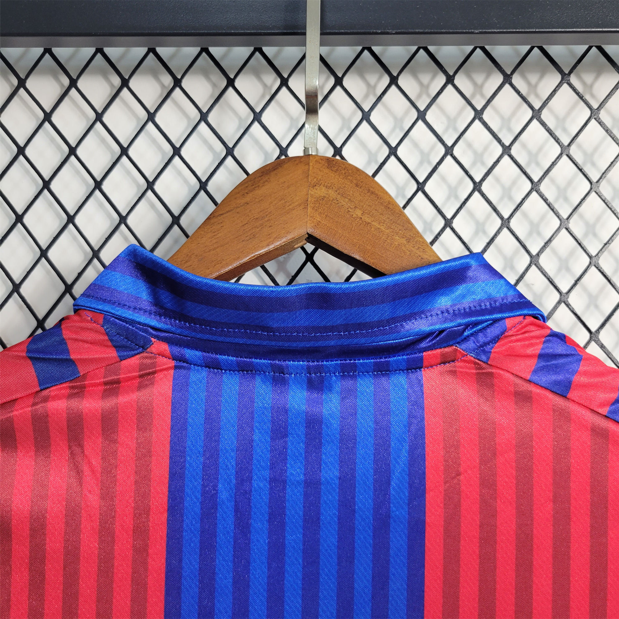 SIUjerseys-Retro Barcelona 90-92 Home Stadium Jersey