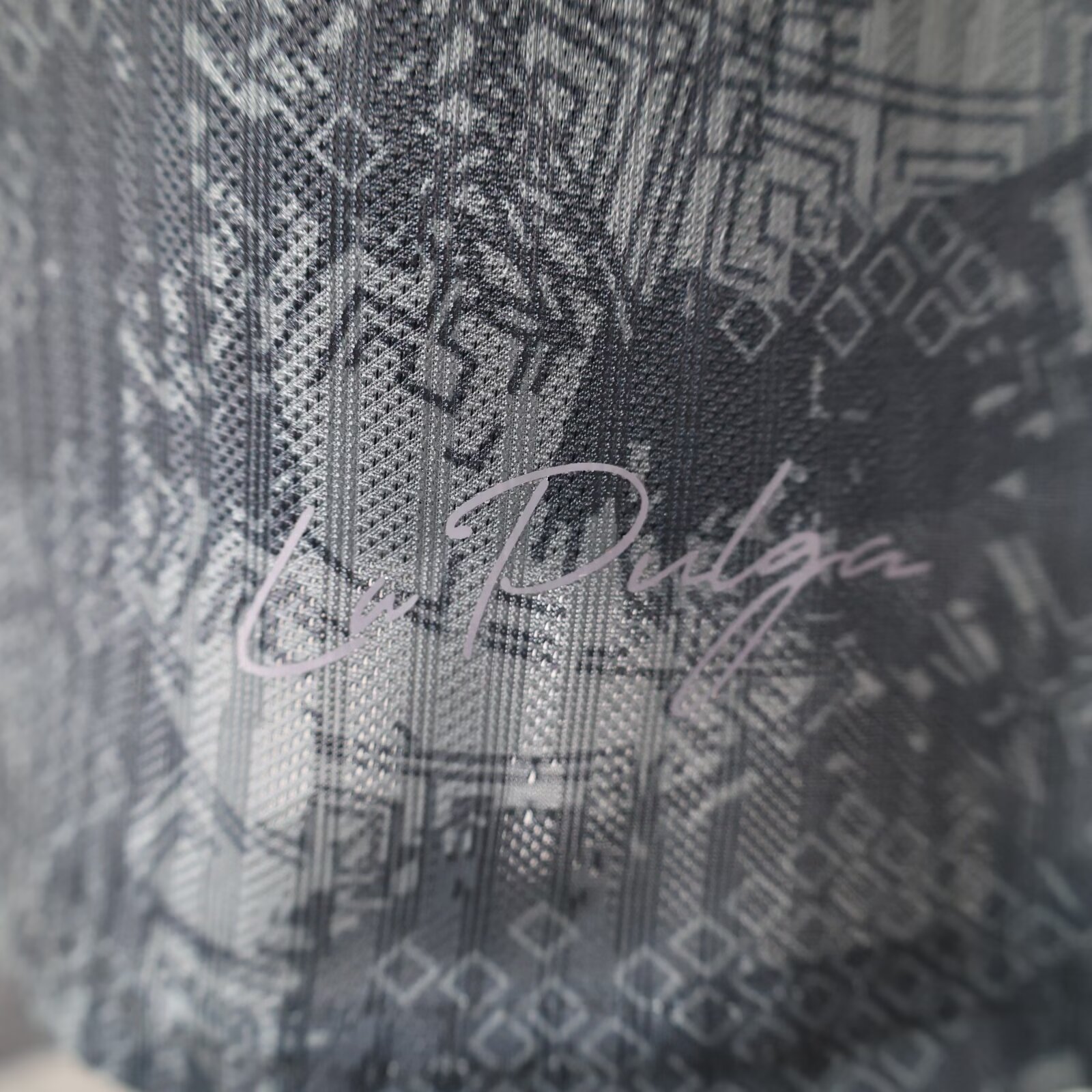 ManixJersey.com | Argentina 2024-25 COMMA Messi Black Jersey - Black Version -Customize Name, Number and Patch | Worldwide Shipping