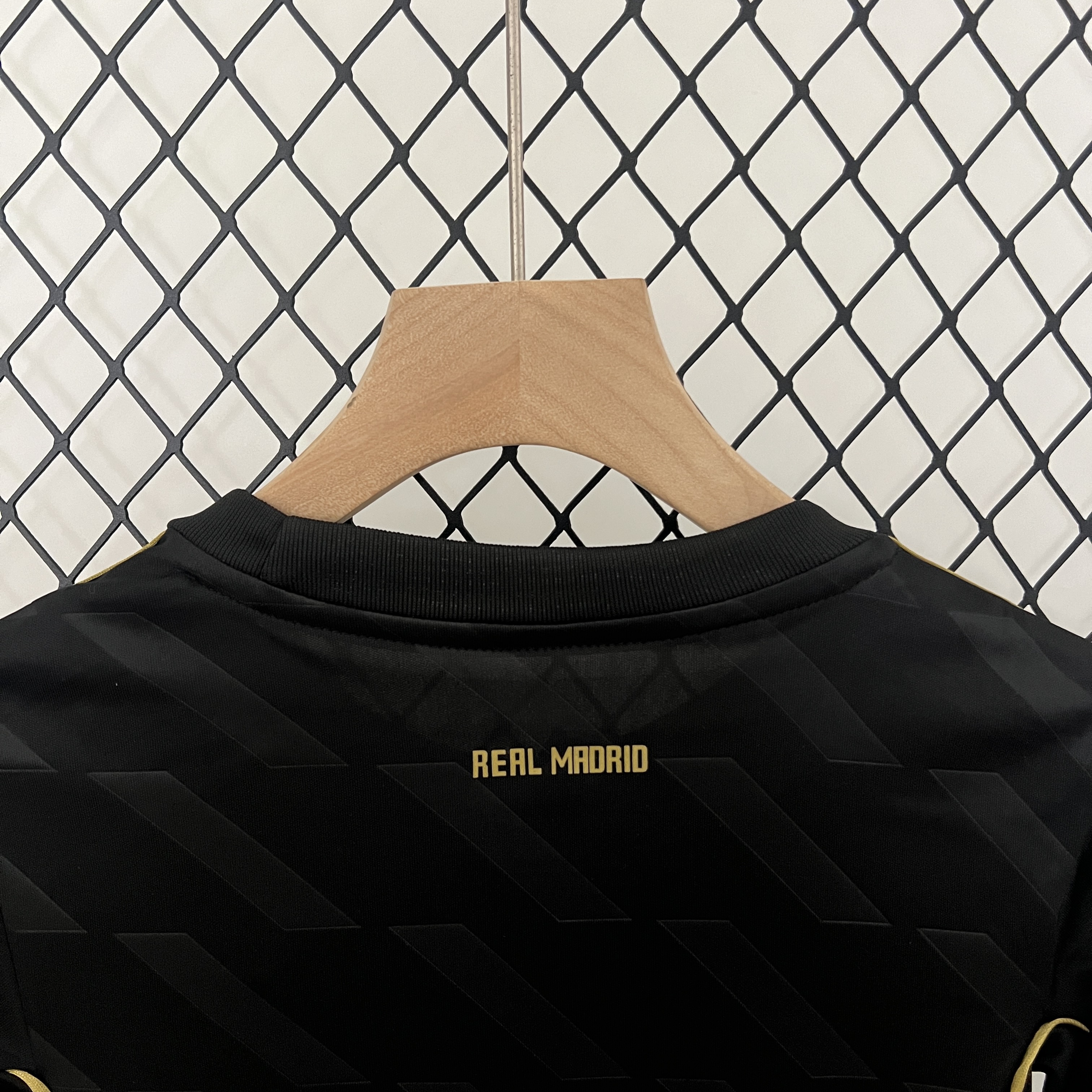 ManixJersey.com | Retro Real Madrid 11-12 Away Stadium Kids Kit -Customize Name, Number and Patch | Worldwide Shipping