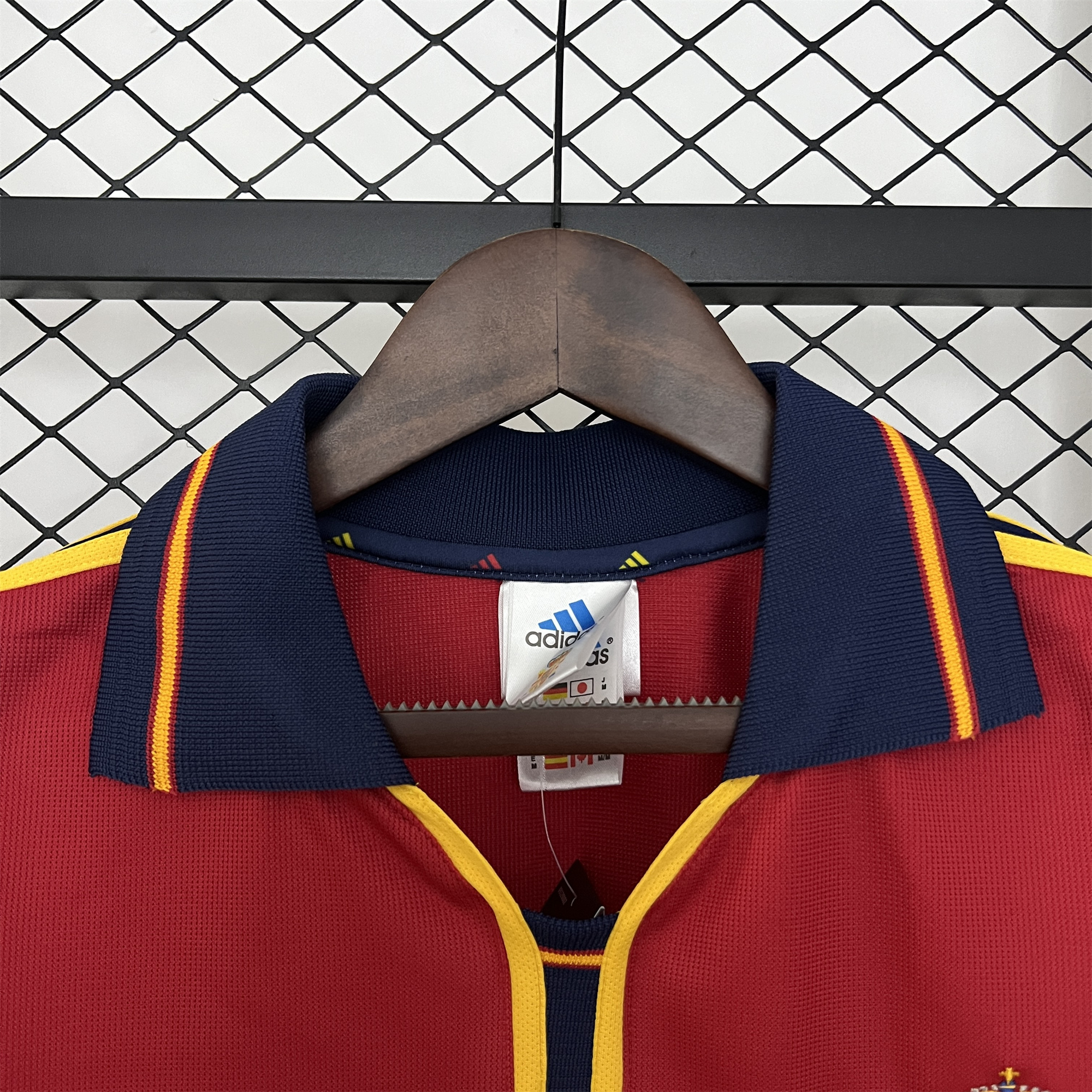 ManixJersey.com | Retro Spain 2000 Home Jersey -Customize Name, Number and Patch | Worldwide Shipping