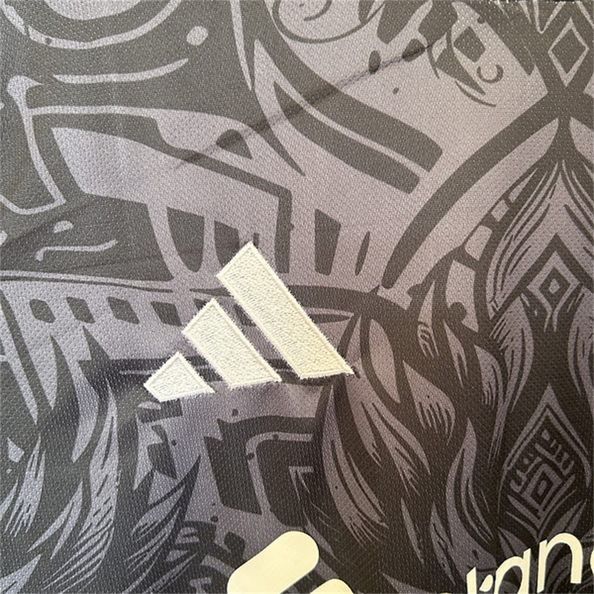 SIUjerseys-Liver.pool 24-25 Green Fire Phoenix Special Edition Jersey - Fans Version