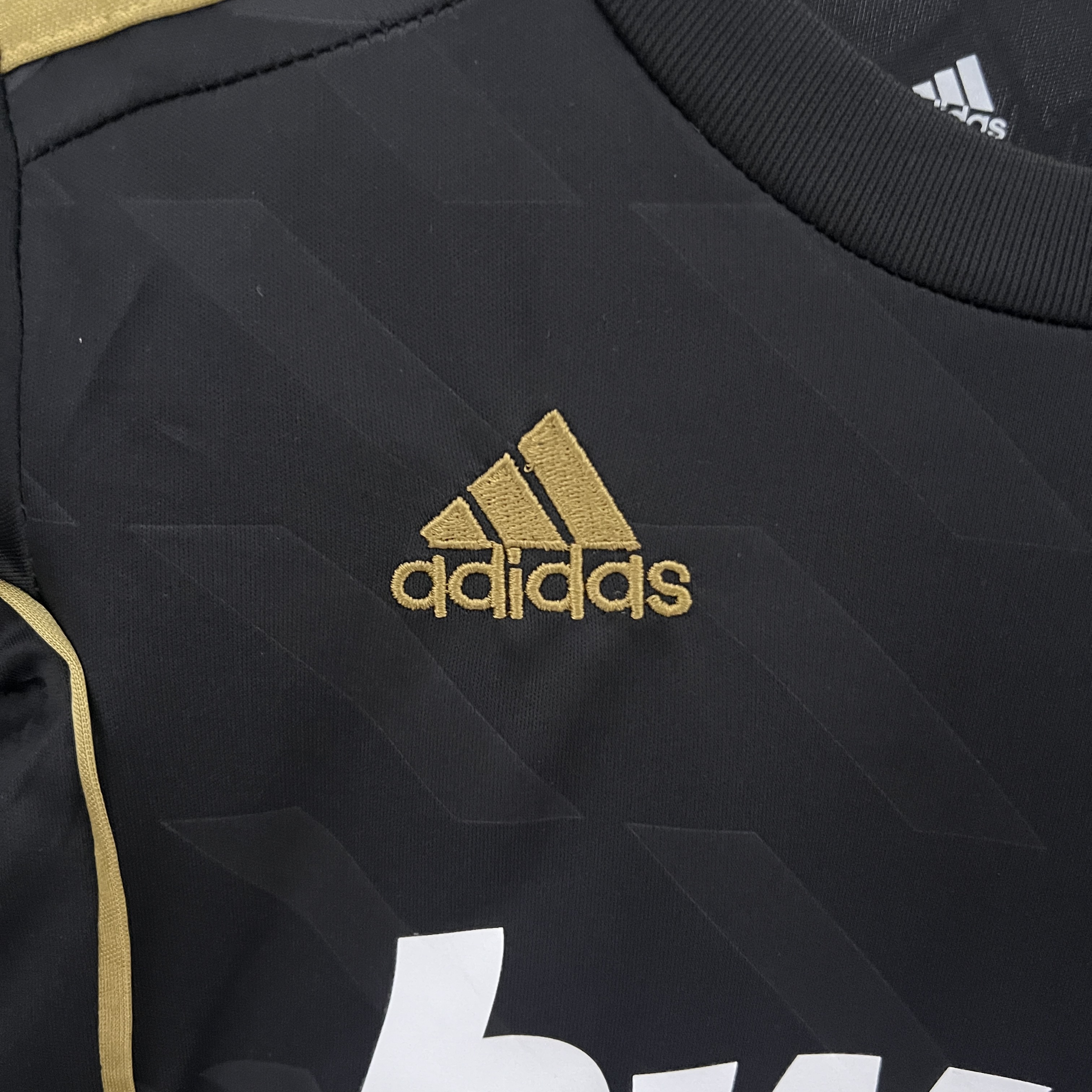 JerseysGala.com | Retro Real Madrid 11-12 Away Stadium Kids Kit -Customize Name, Number and Patch | Worldwide Shipping