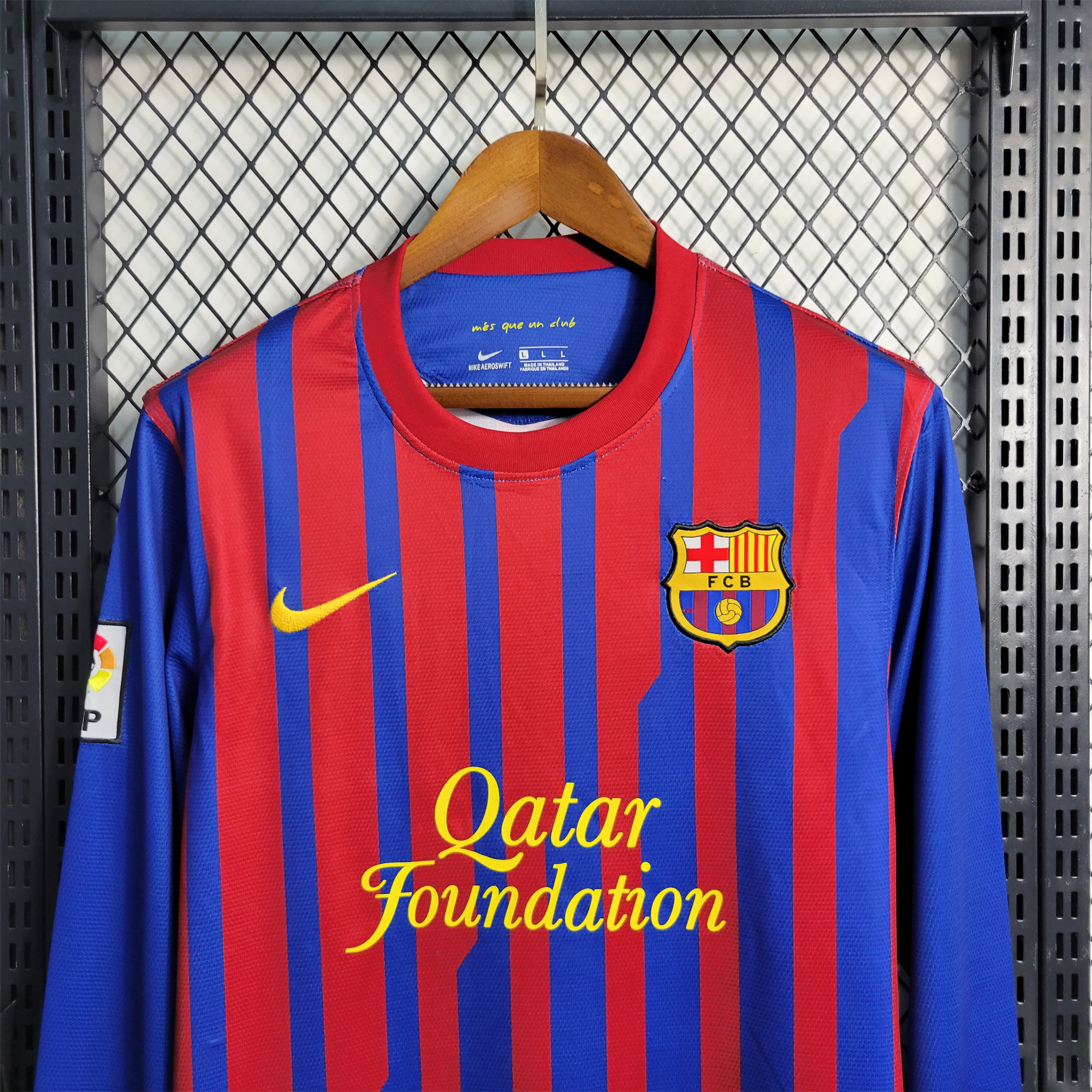 SIUjerseys-Retro Barcelona 11-12 Home Stadium Long Sleeve Jersey