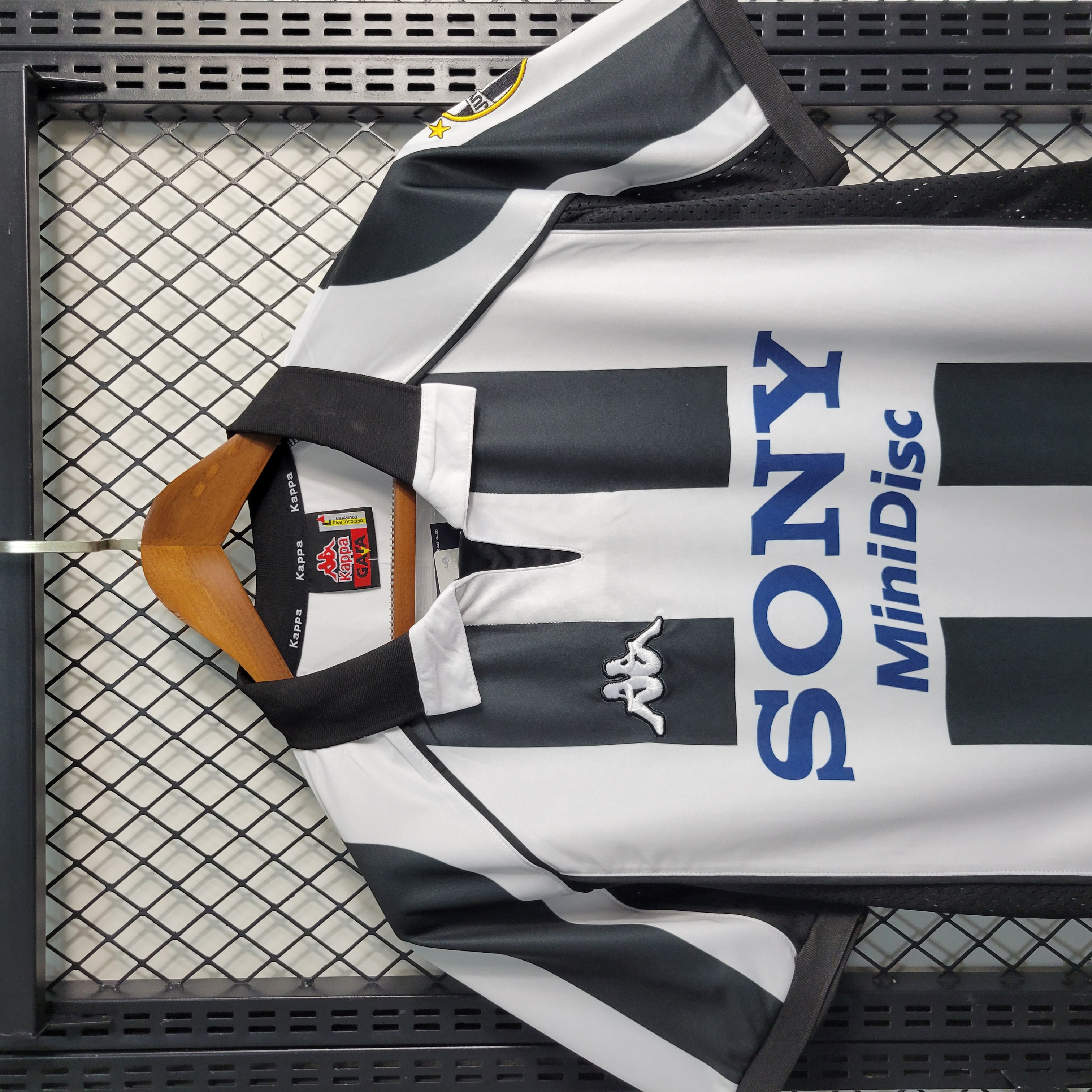 JerseysGala.com | Retro Juventus 1997-98 Home Stadium Jersey -Customize Name, Number and Patch | Worldwide Shipping
