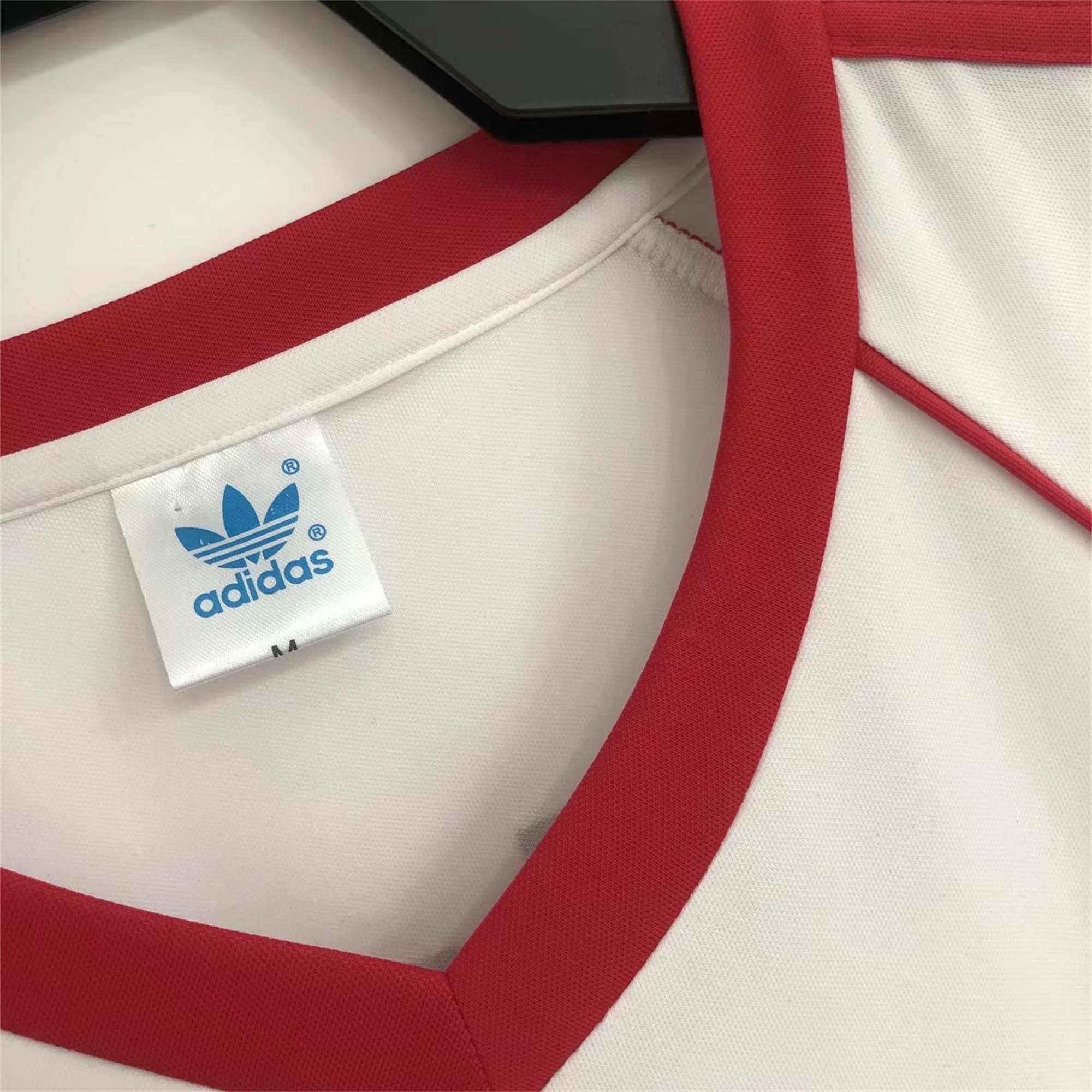 ManixJersey.com | Retro River Plate 1986-87 Home Jersey -Customize Name, Number and Patch | Worldwide Shipping