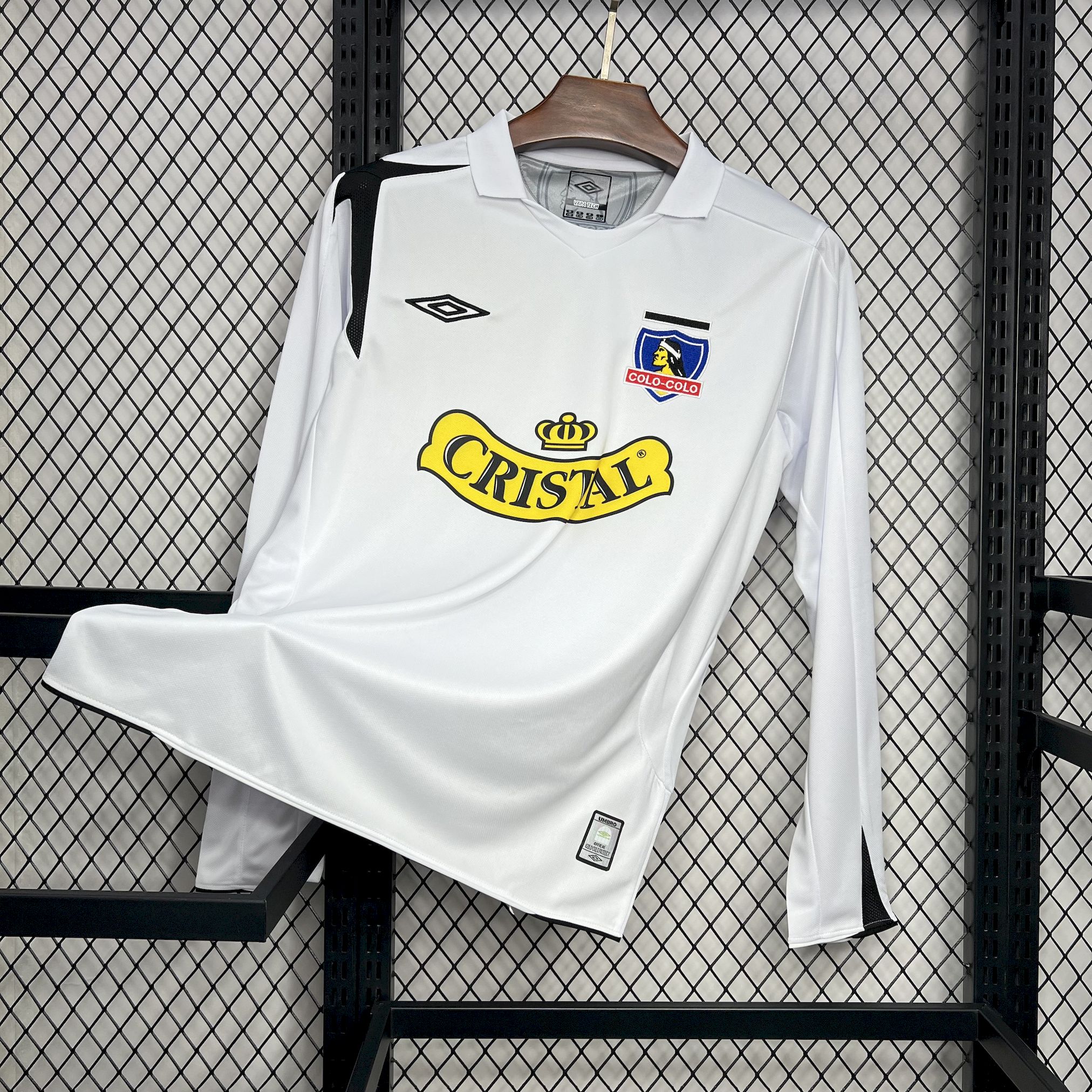 ManixJersey.com | Retro Colo Colo 2006 Home Long Sleeve Jersey -Customize Name, Number and Patch | Worldwide Shipping