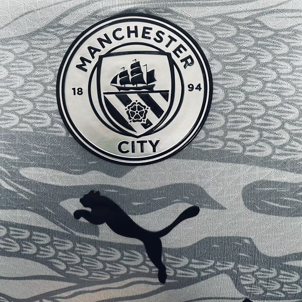 SIUjerseys-Manchester City 2024 Year of the Dragon Pre-match Long Sleeve Jersey - Player Version