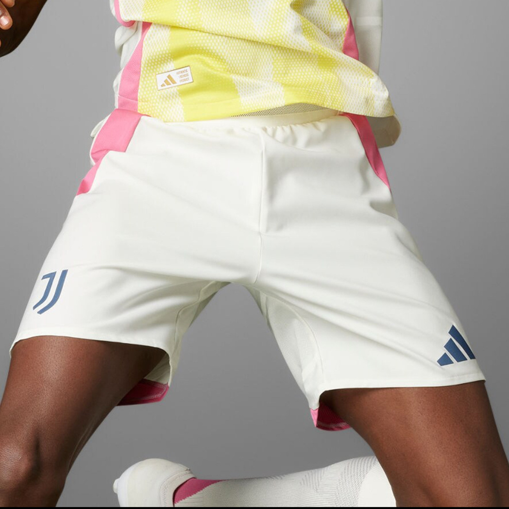 ManixJersey.com | Juventus 24-25 Away Shorts - Player Version -Customize Name, Number and Patch | Worldwide Shipping