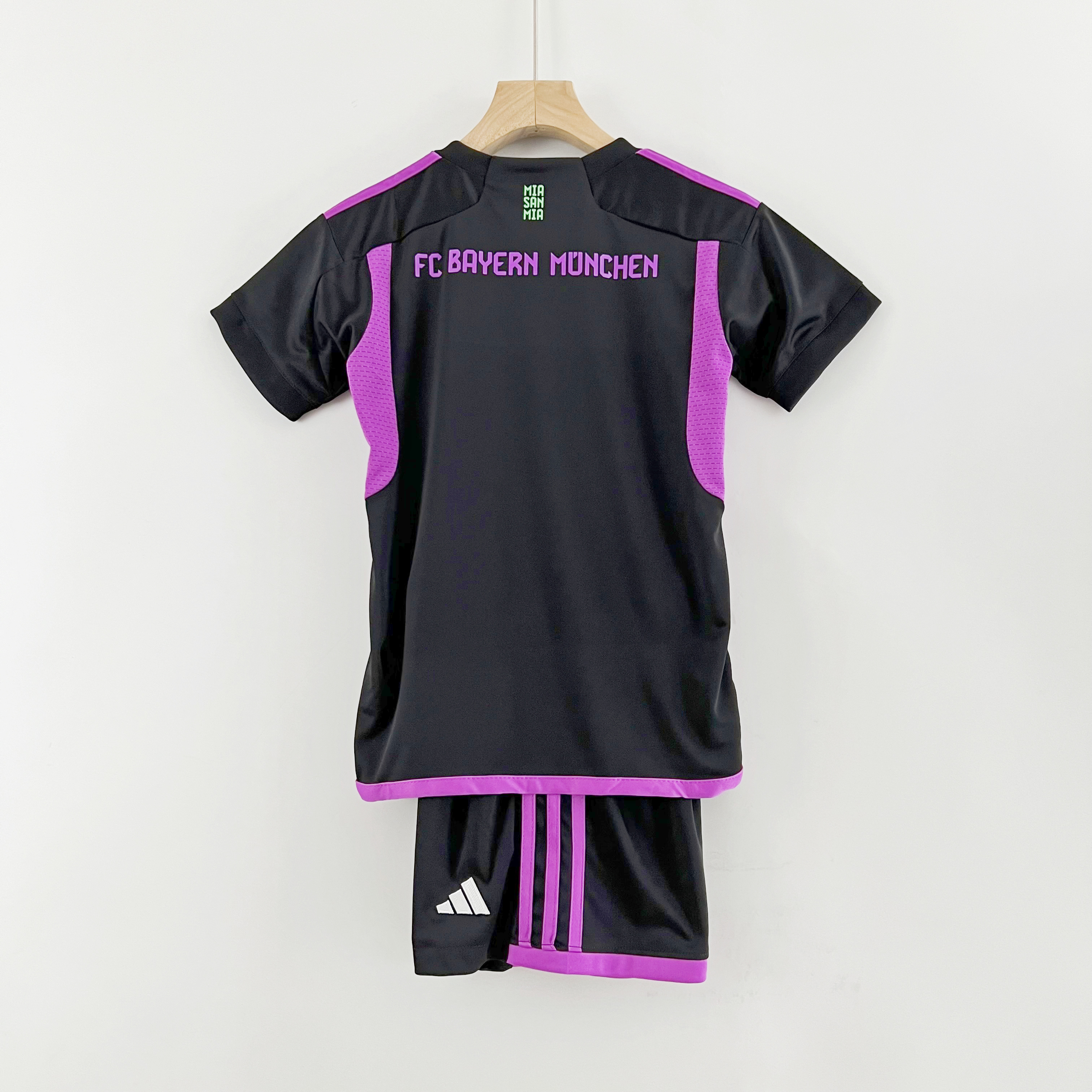 Bayern Munich 23-24 Away Kids kit:football jersey mysite: unitedjerseyfootball 邓江浪:football