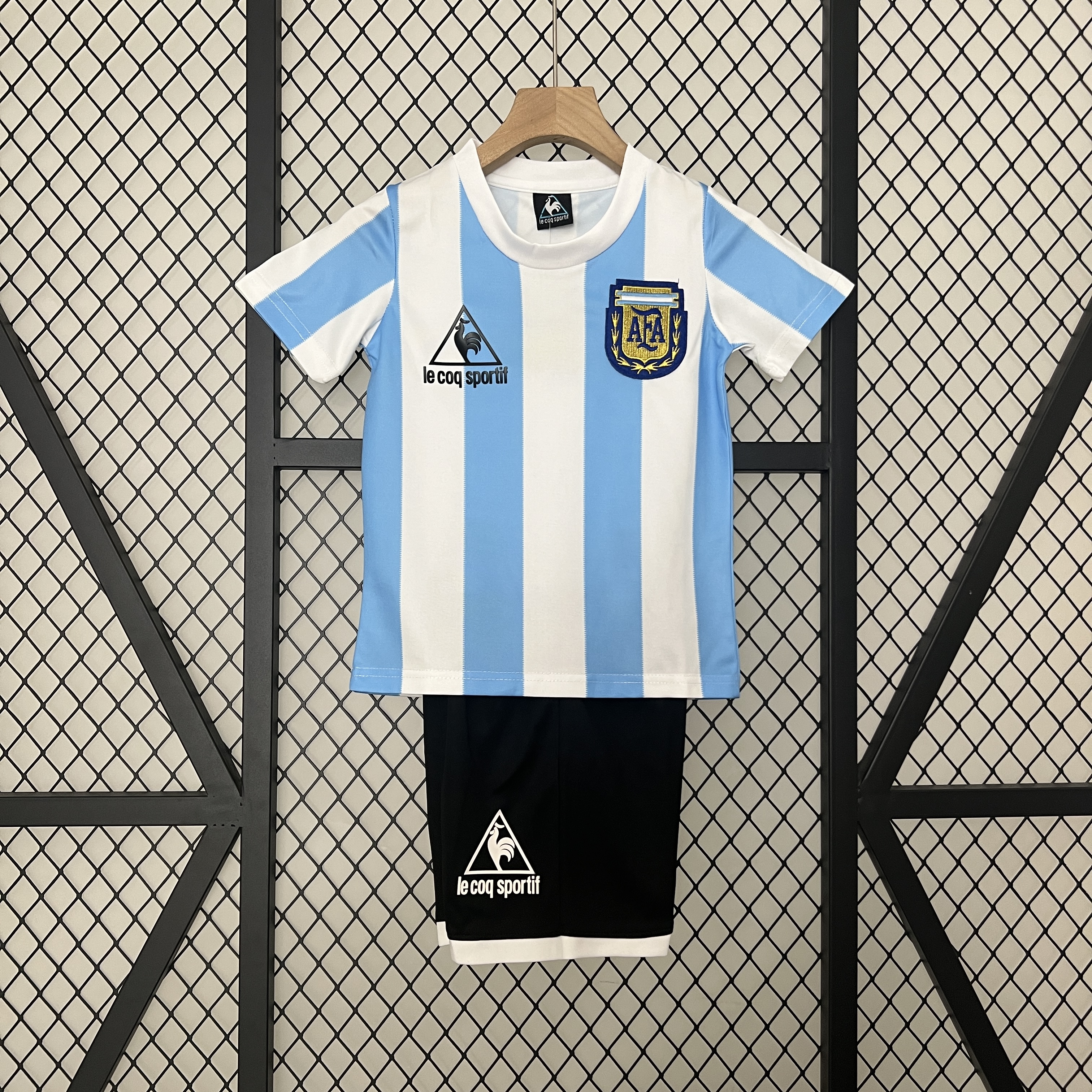 SIUjerseys-Retro Argentina 1986 Home Stadium Kids Kit