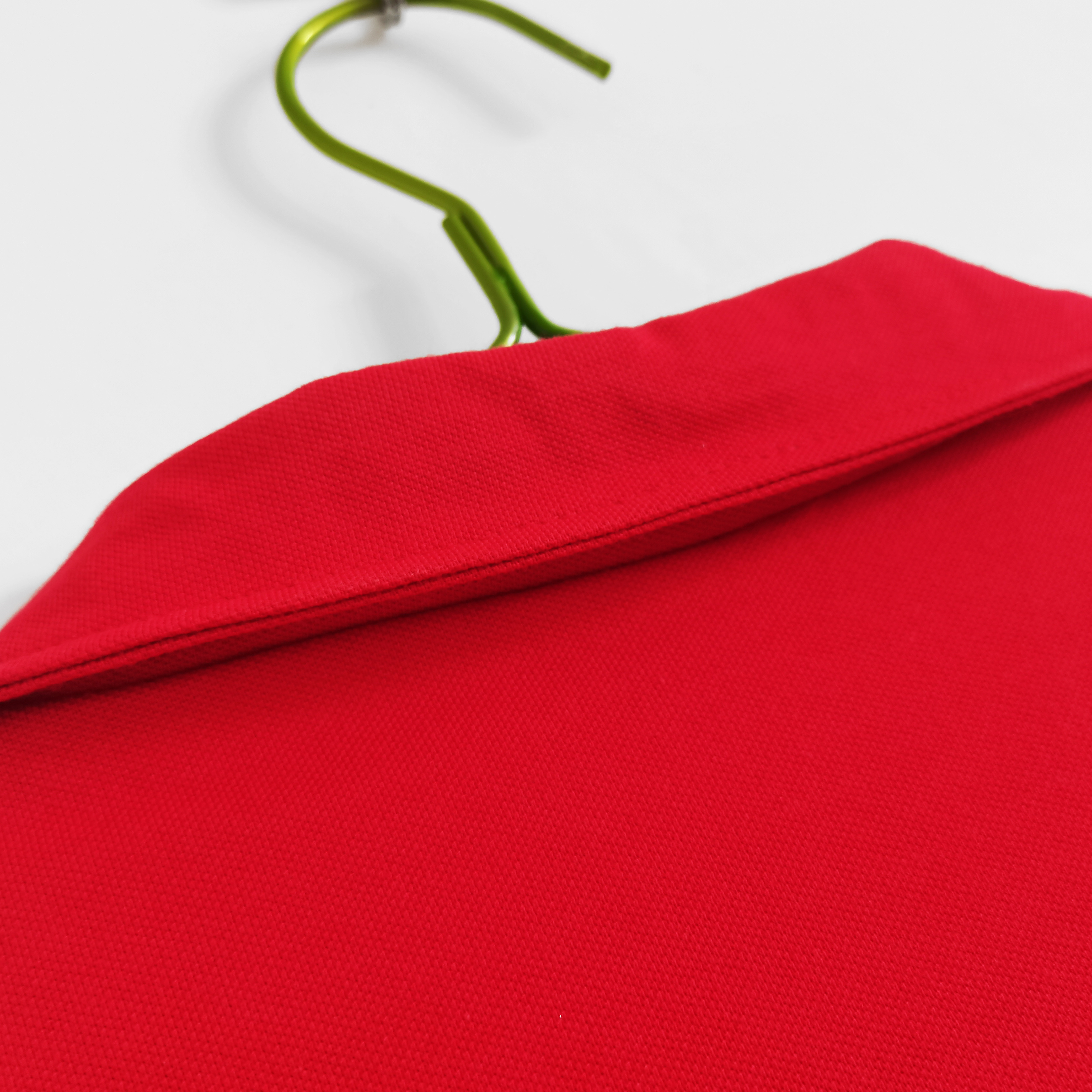 foot-Retro Wales 1976 Home Stadium Jersey