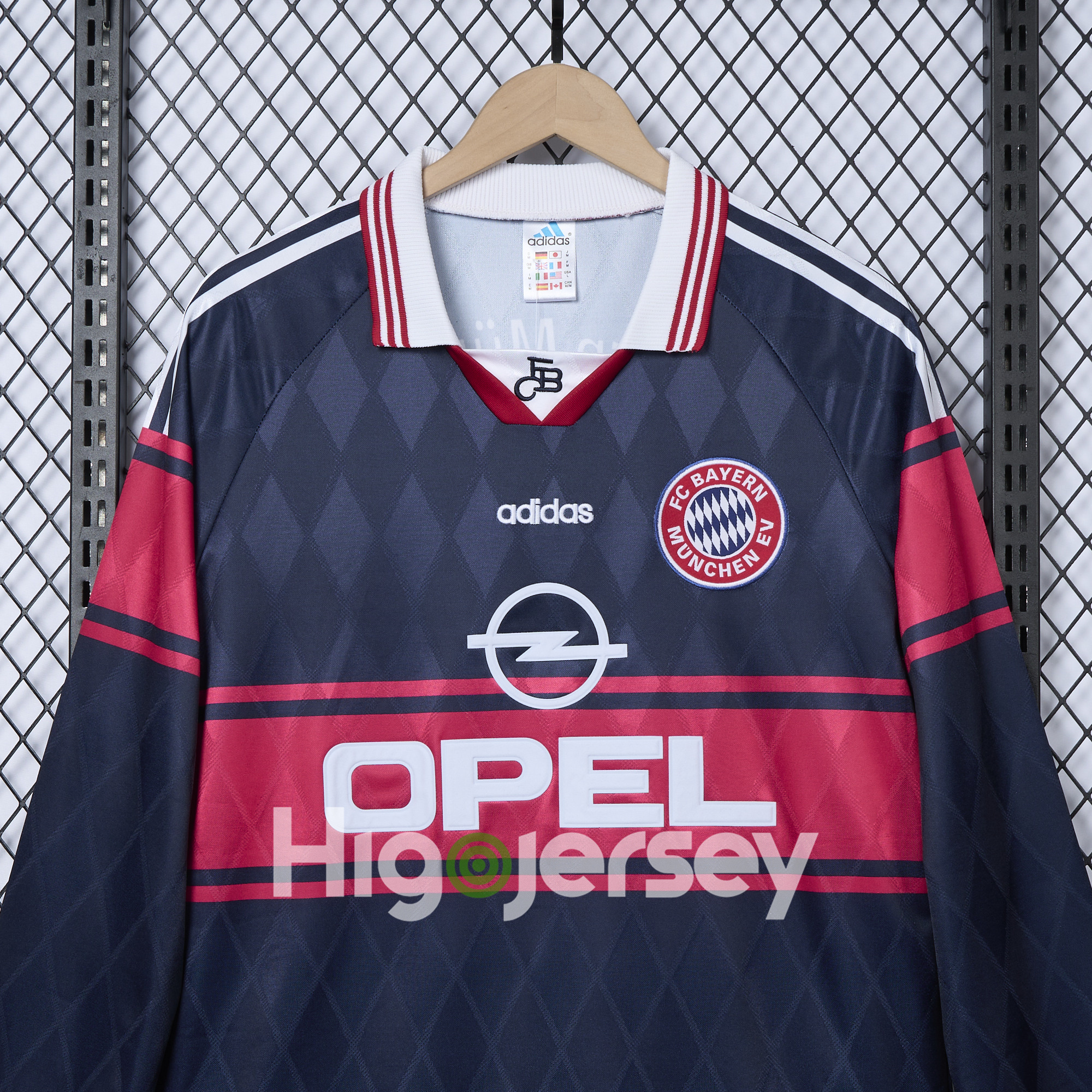 Higojerseys-Retro Bayern Munich 1997-99 Home Long Jersey