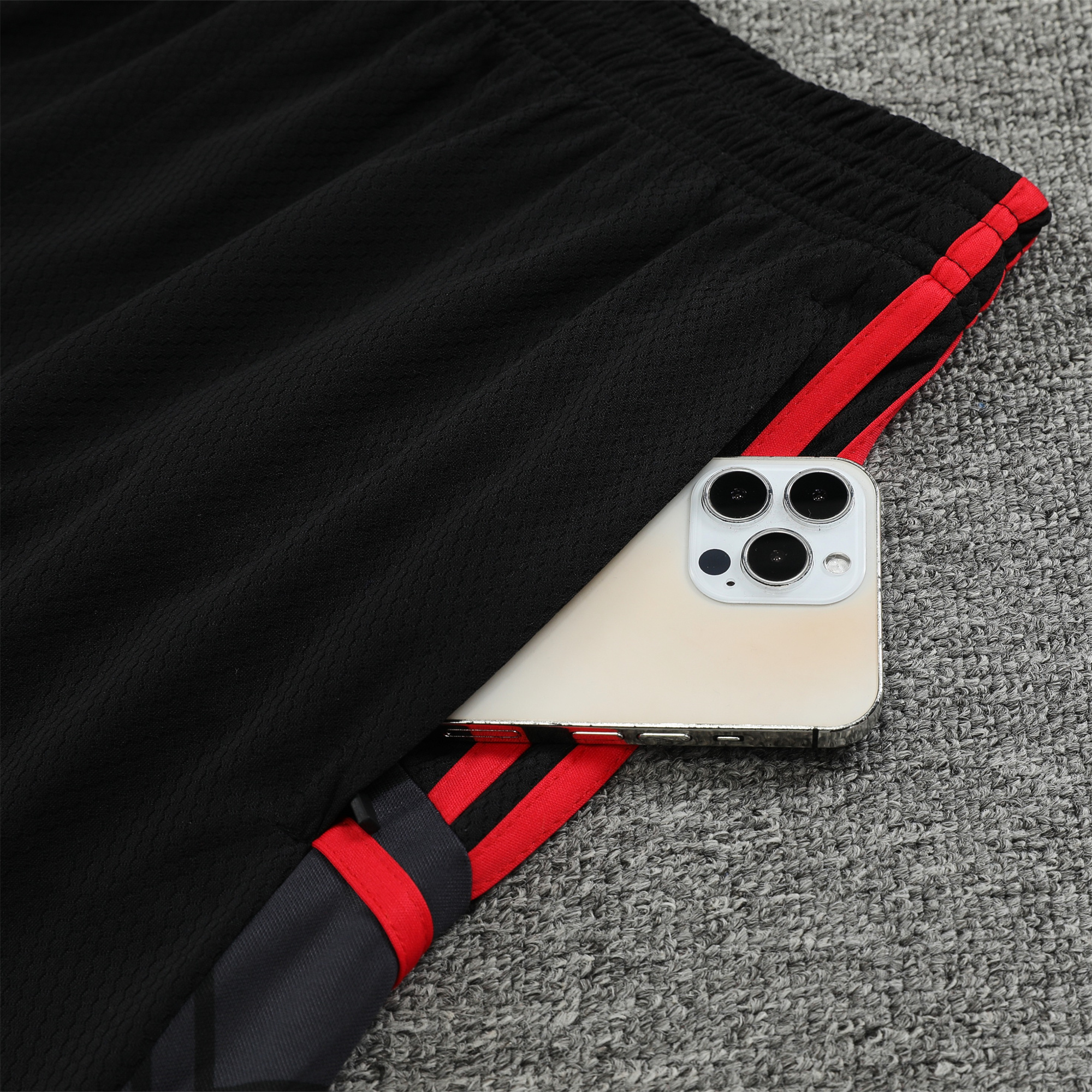 Bayern Munich 23-24 Short-Sleeve Training Set - Red:football jersey mysite: unitedjerseyfootball 邓江浪:football