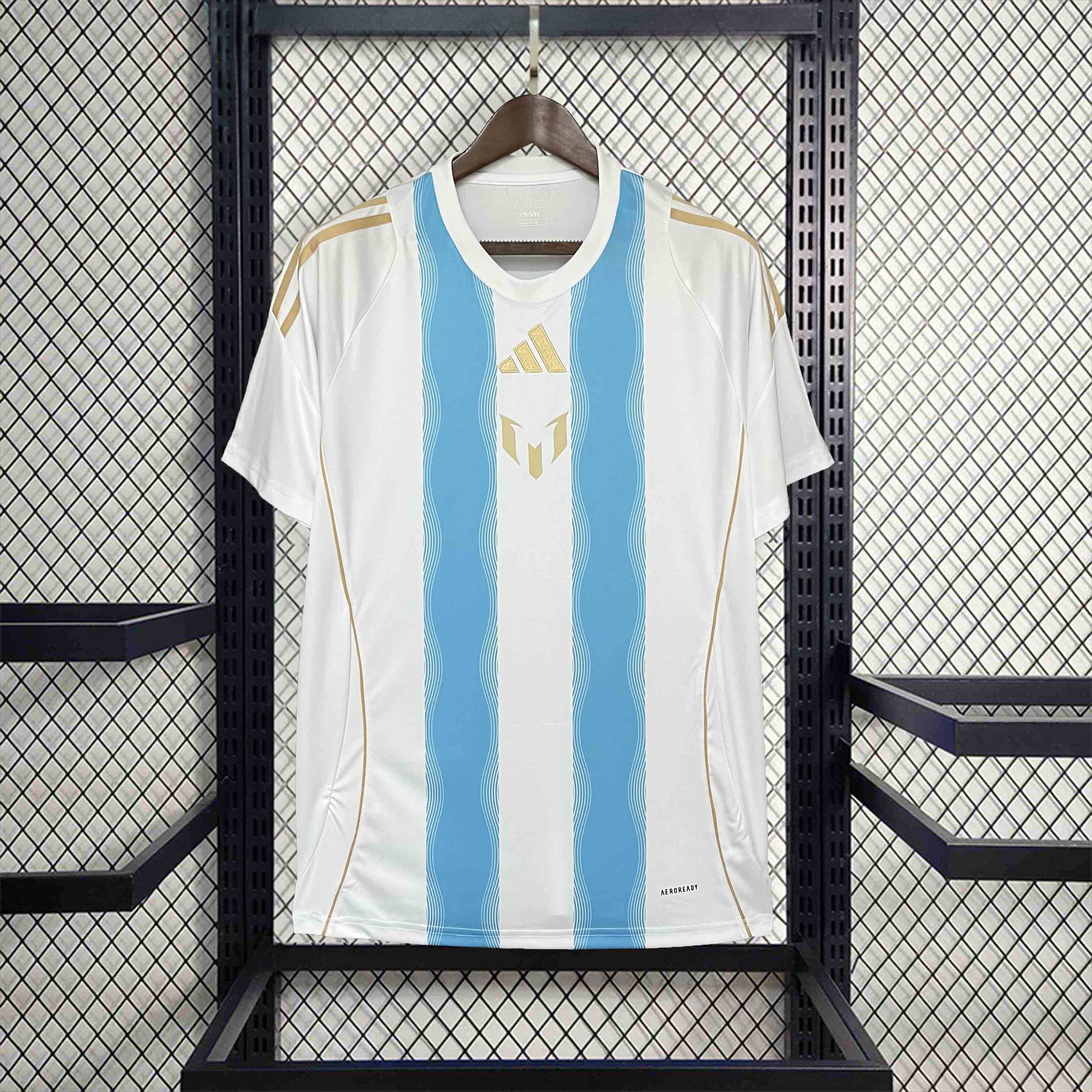 ManixJersey.com | Argentina M-E-.S-S-I 2024 White Training Jersey - Fans Version -Customize Name, Number and Patch | Worldwide Shipping