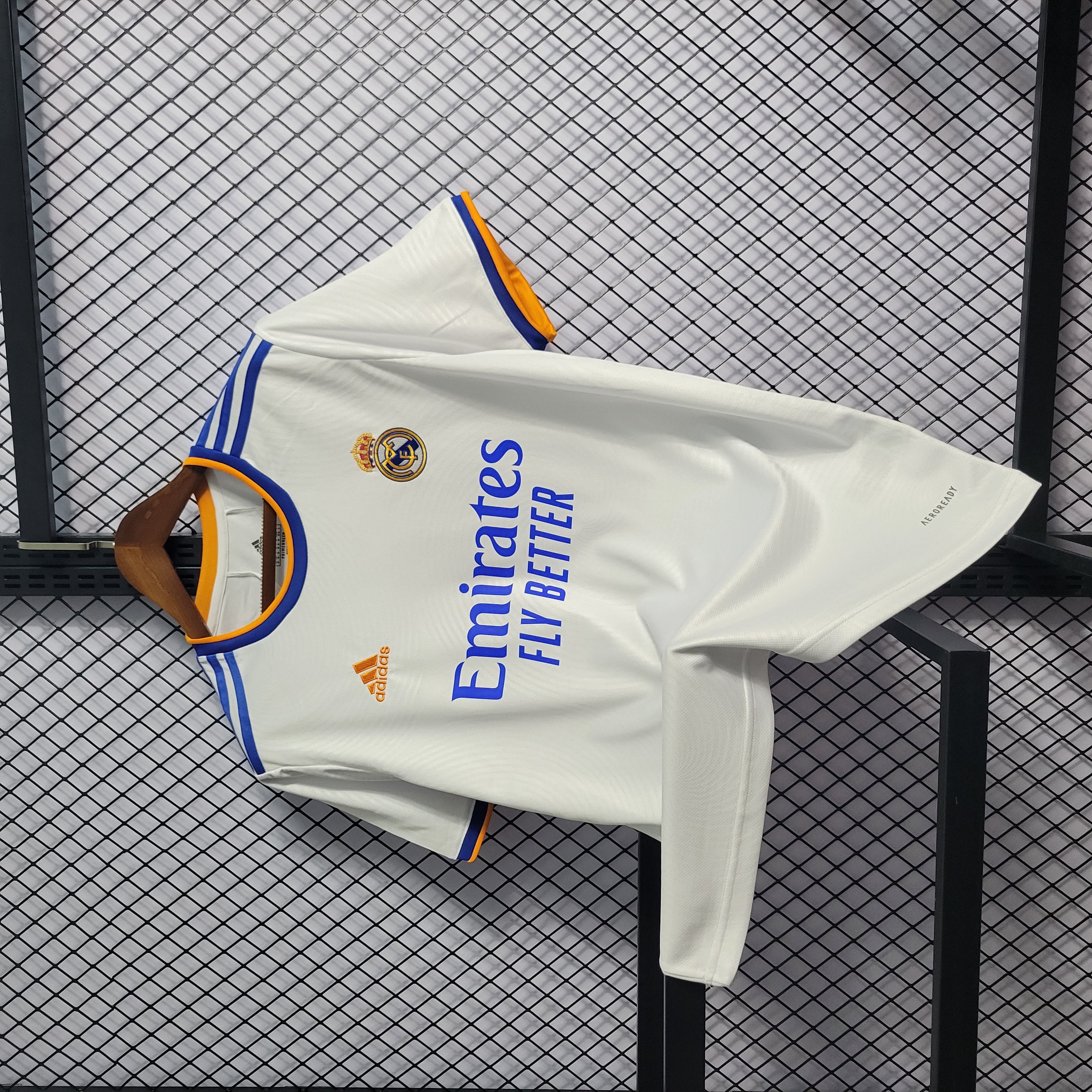 SIUjerseys-Retro Real Madrid 21-22 Home Stadium Jersey