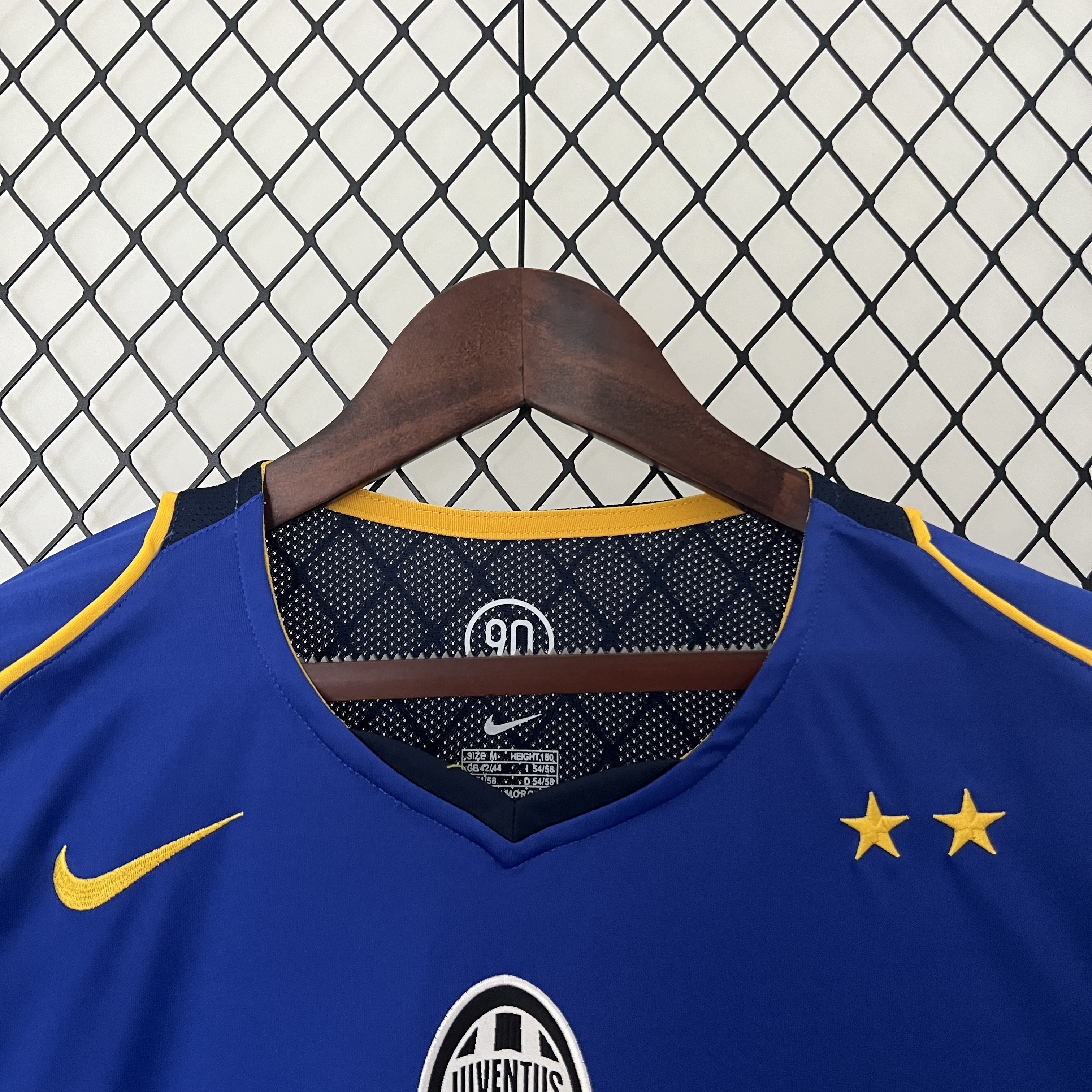 SIUjerseys-Retro Juventus 2004-05 Away Stadium Jersey