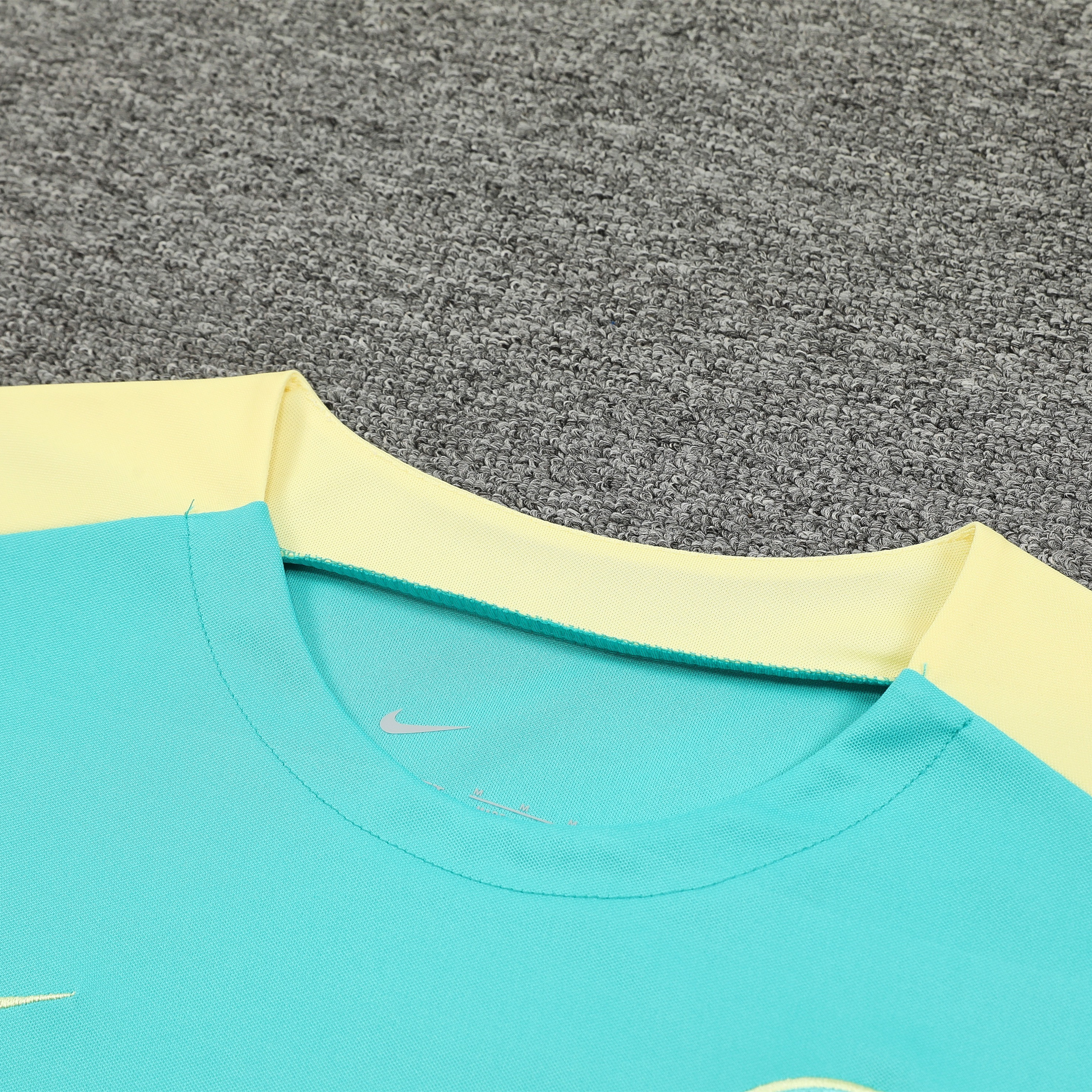 ManixJersey.com | Club América 24-25 Short-Sleeve Training Set - Light Green Top & Grey Shorts -Customize Name, Number and Patch | Worldwide Shipping