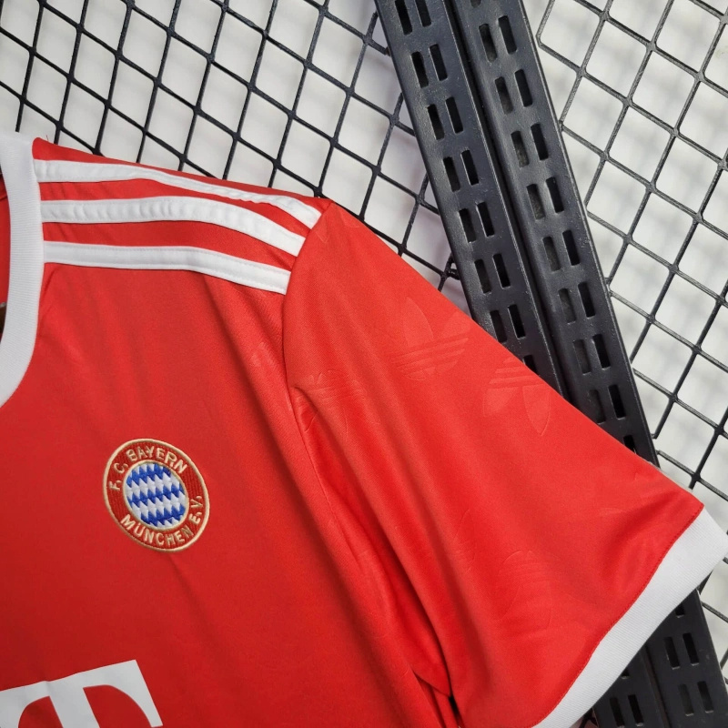 ManixJersey.com | Bayern Munich 24-25 Red Training Jersey - Fans Version -Customize Name, Number and Patch | Worldwide Shipping