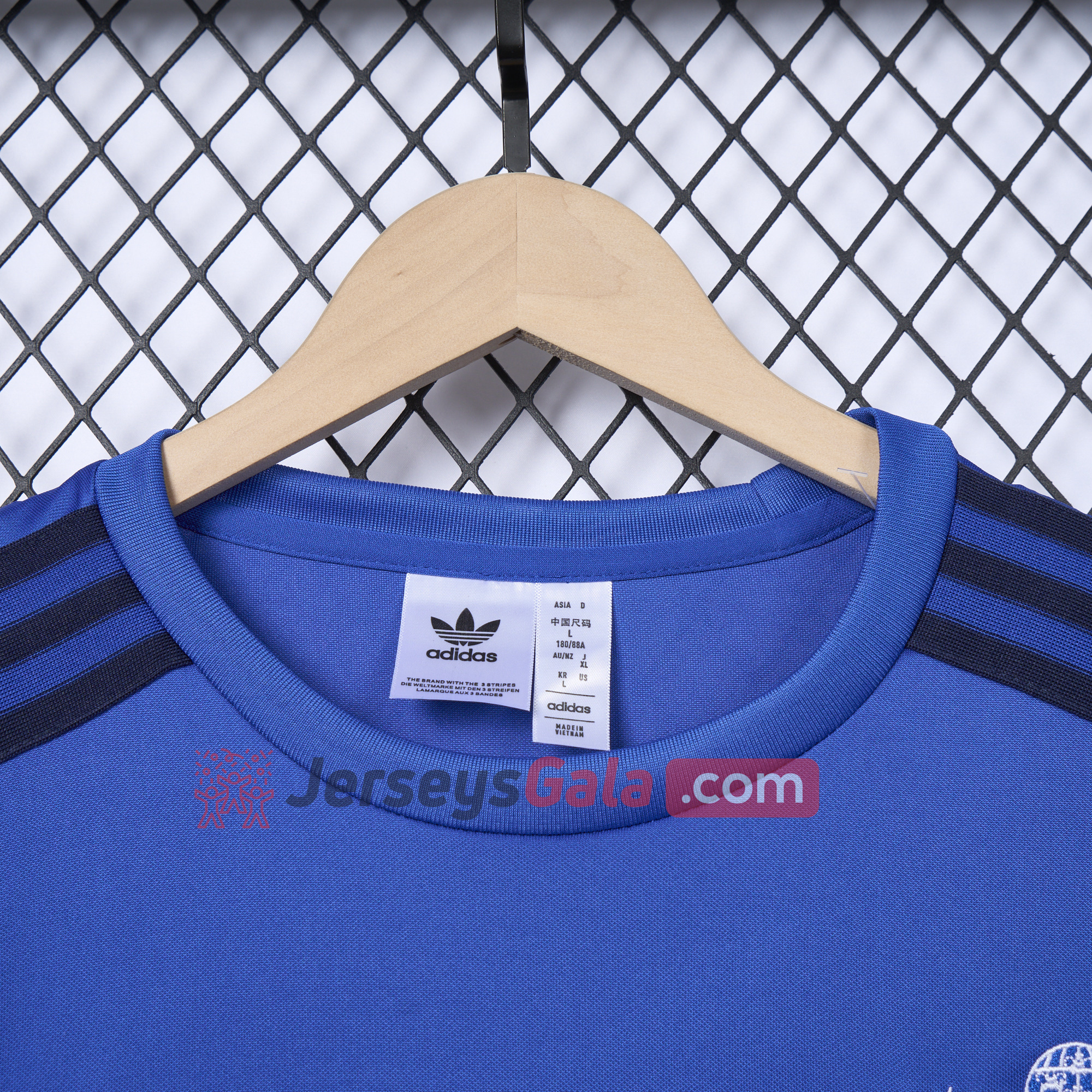 JerseysGala.com | Manchester United 24-25 George Best Originals Long Sleeve Jersey - Fans Version -Customize Name, Number and Patch | Worldwide Shipping