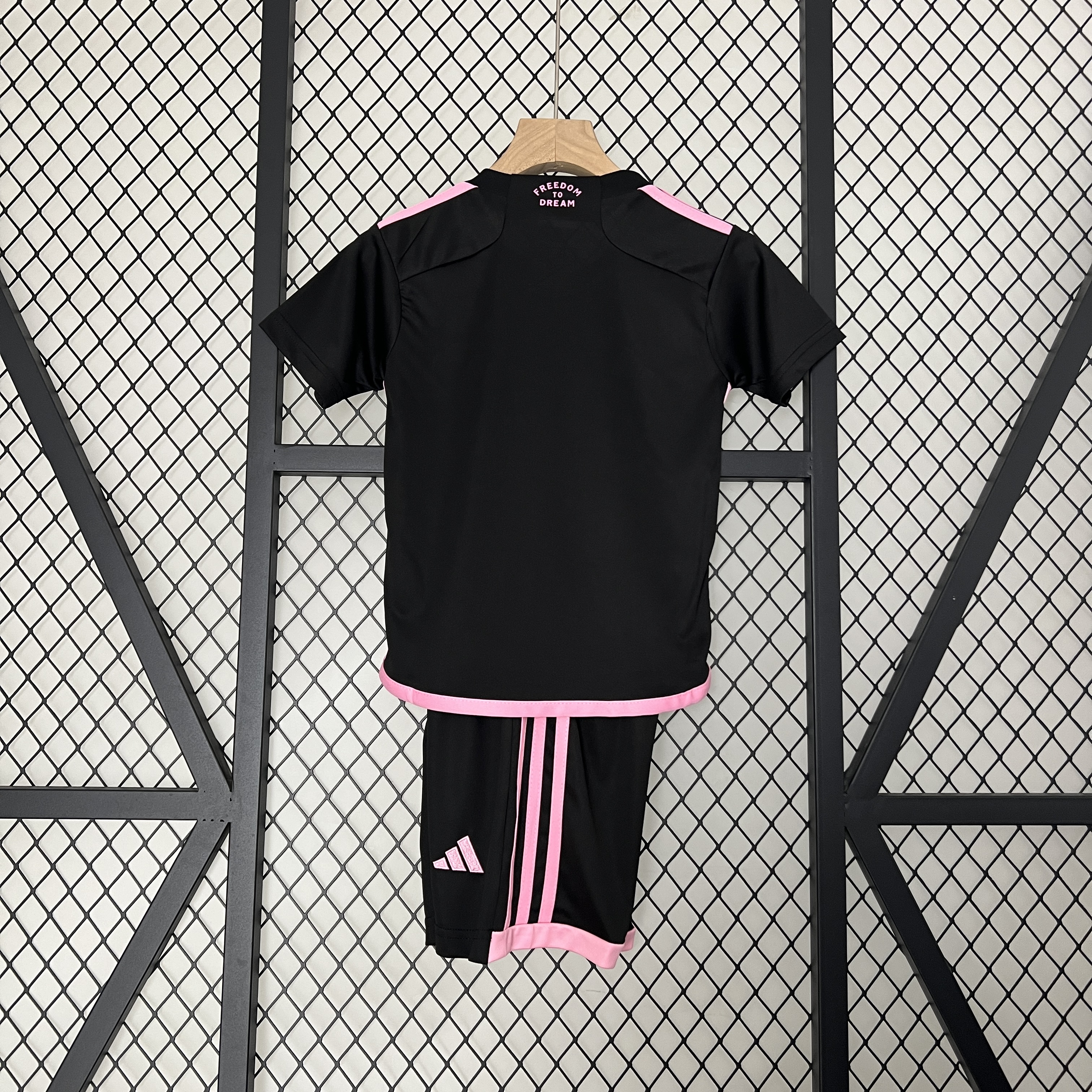 GlobeJersey-Inter Miami 2024 Away Stadium Kids Kit