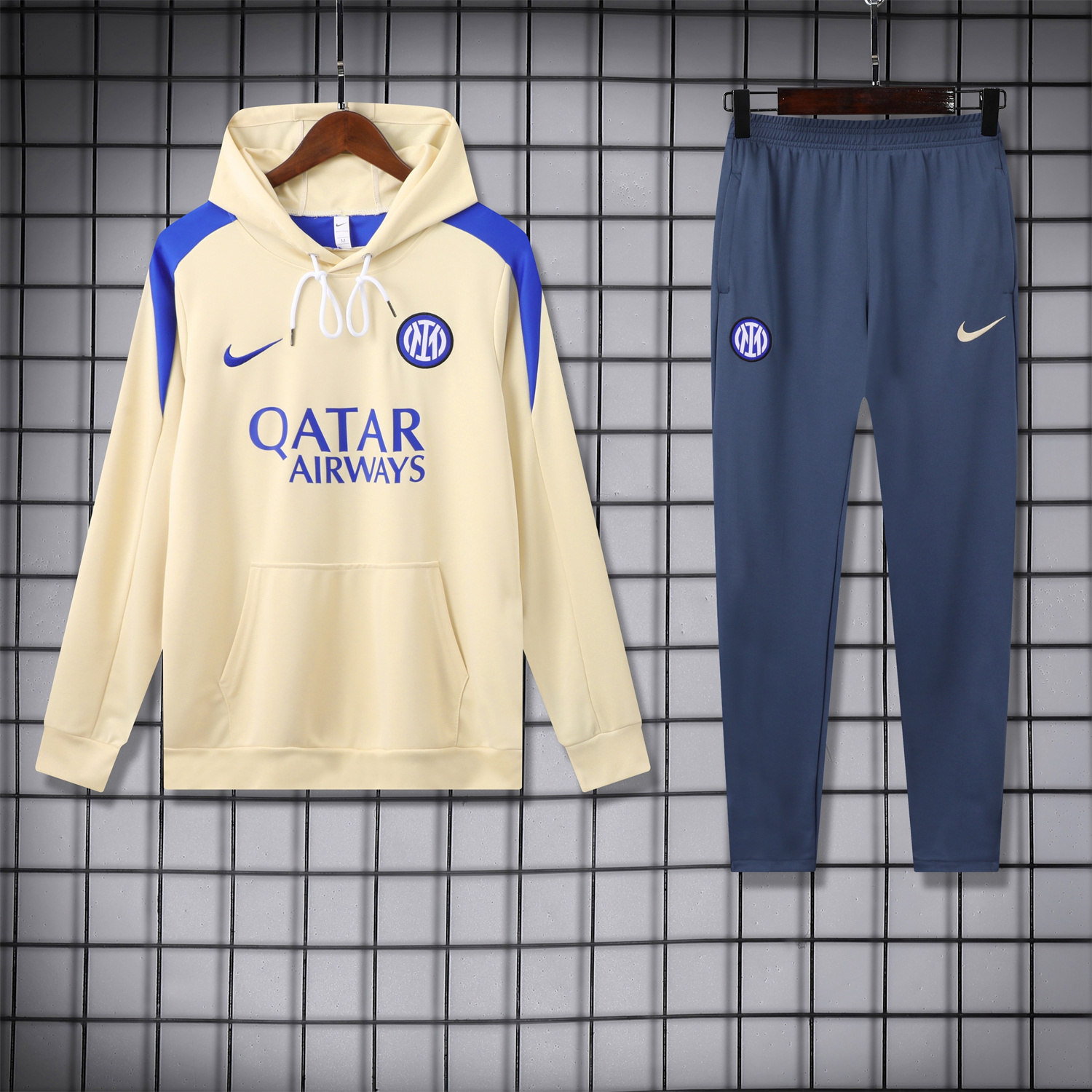 unitedfutballjersey-Inter Milan 24-25 Training Hoodie Set - Yellow Hoodie and Blue - Gray Pants