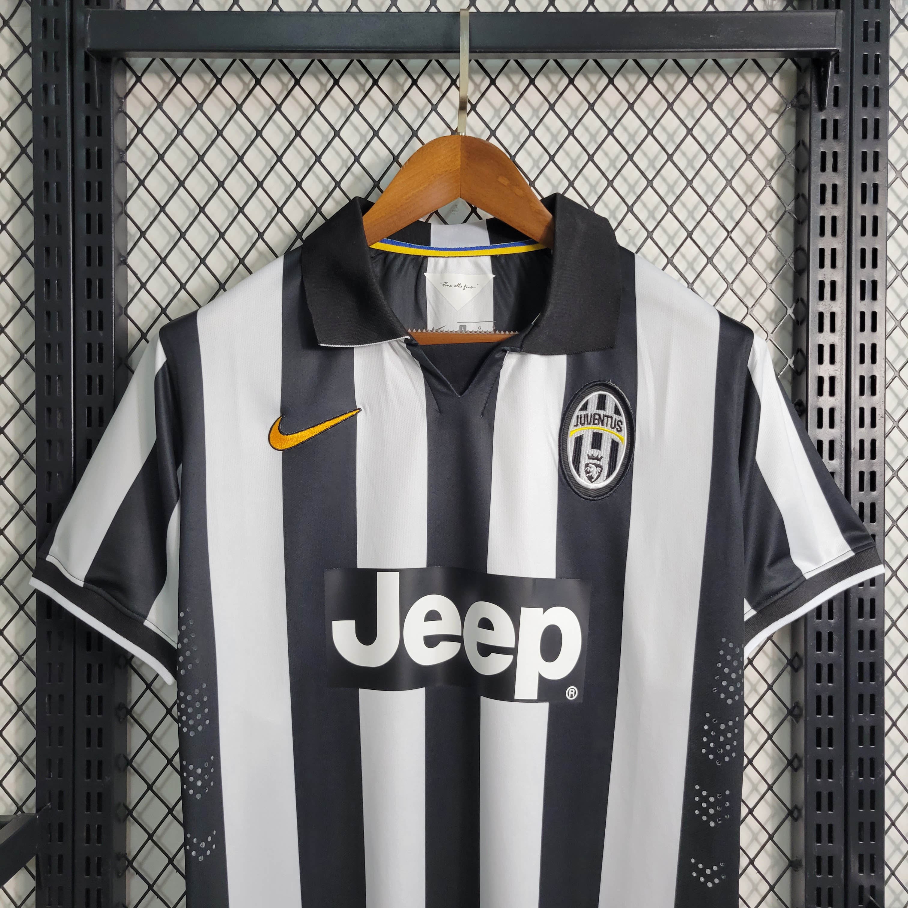 ManixJersey.com | Retro Juventus 2014-15 Home Stadium Jersey -Customize Name, Number and Patch | Worldwide Shipping