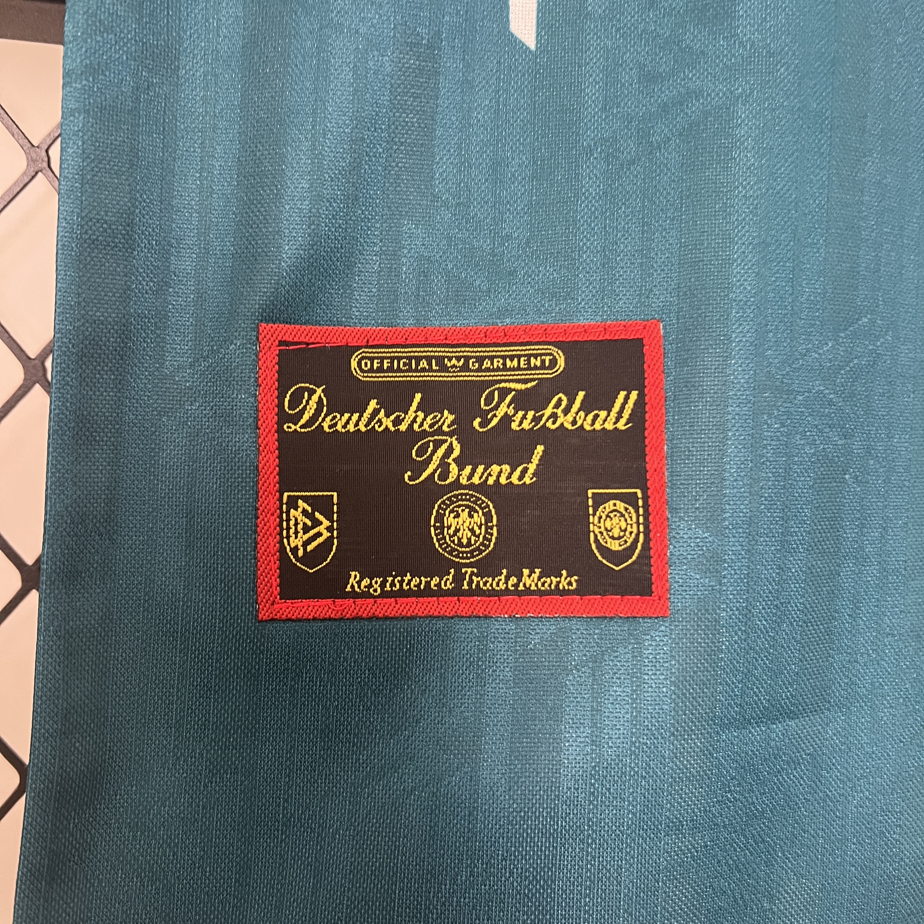 unitedfutballjersey-Retro Germany 1996 Away Stadium Kids Kit