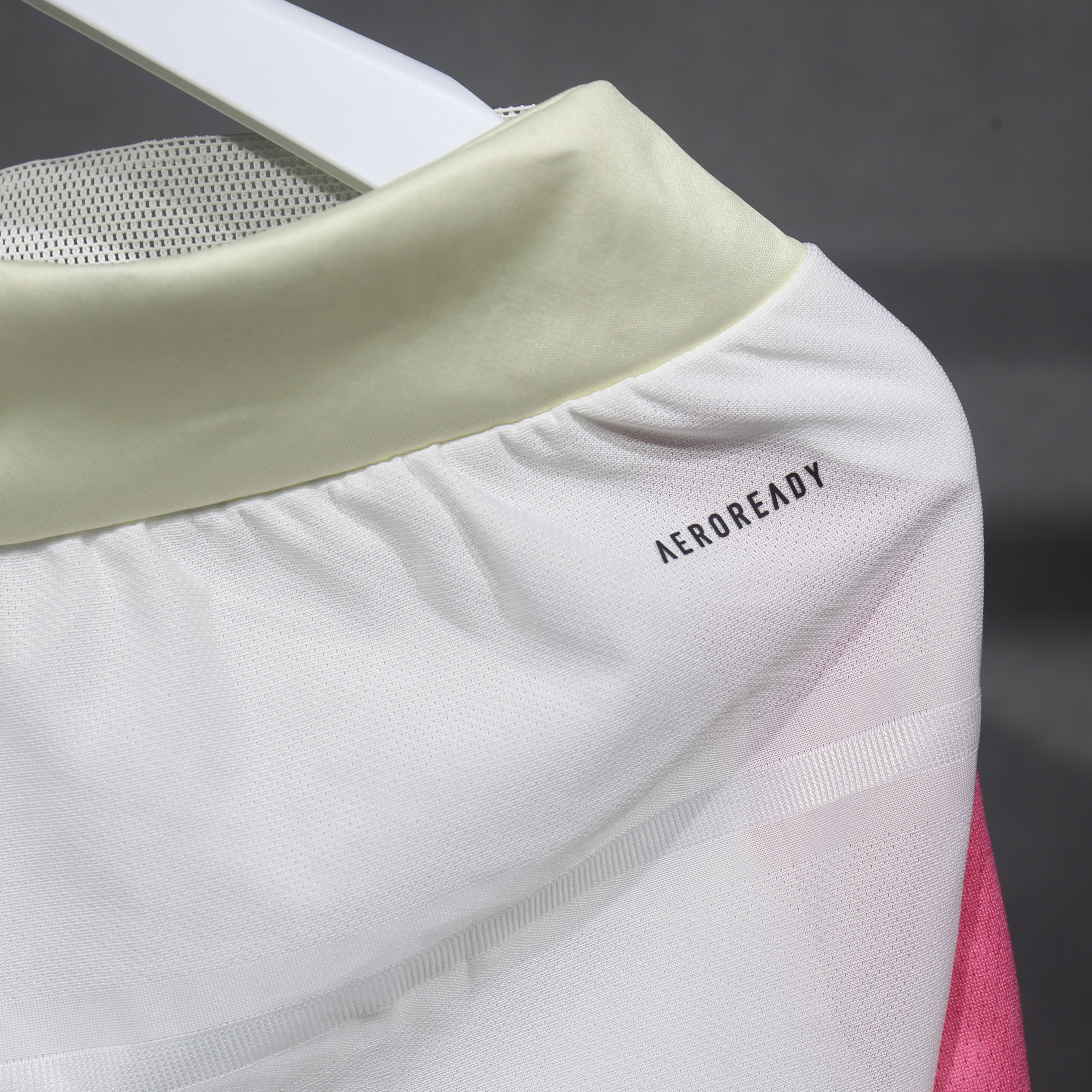 ManixJersey.com | Juventus 24-25 Away Shorts - Player Version -Customize Name, Number and Patch | Worldwide Shipping