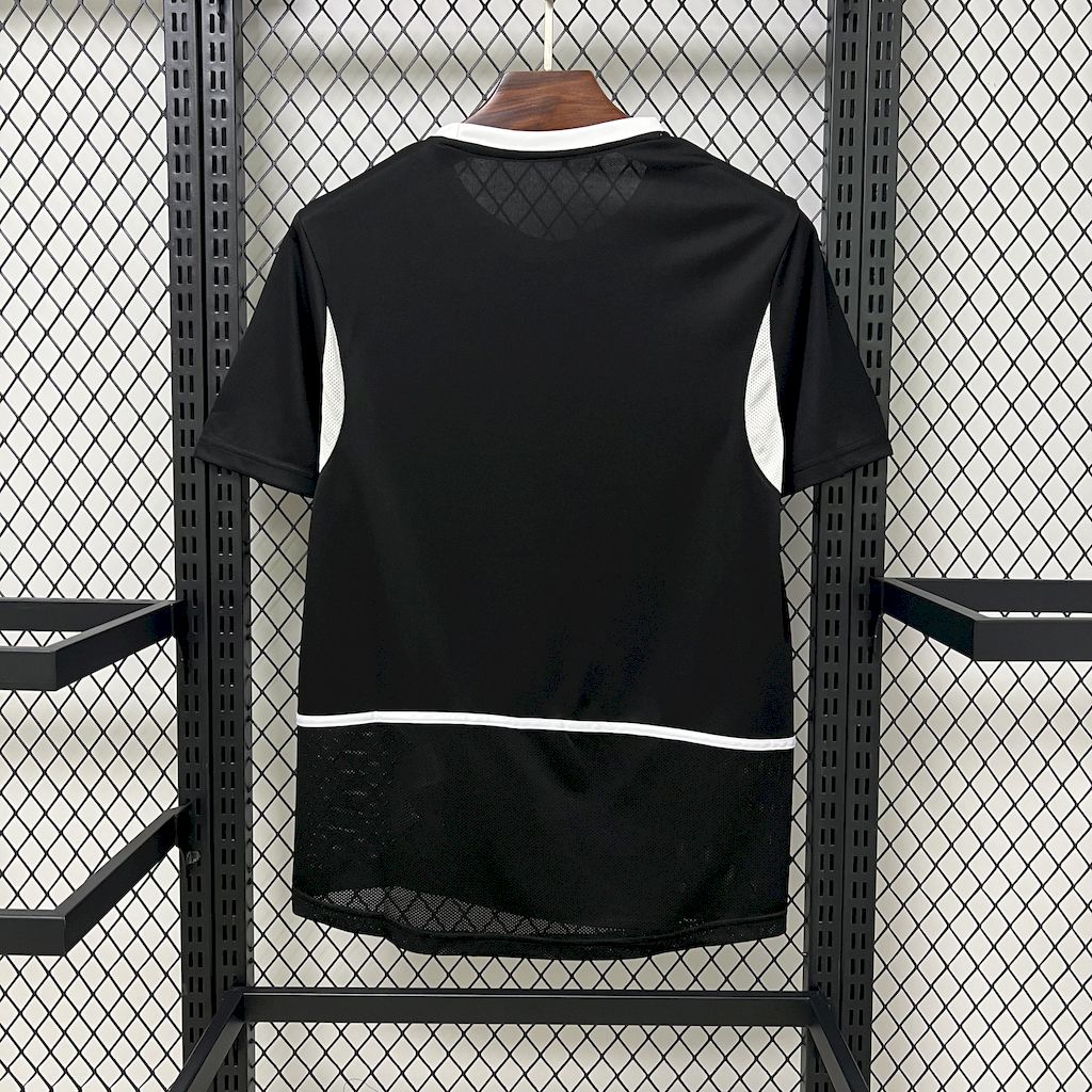 SIUjerseys-Retro Brazil 2002 Black Goalkeeper Jersey