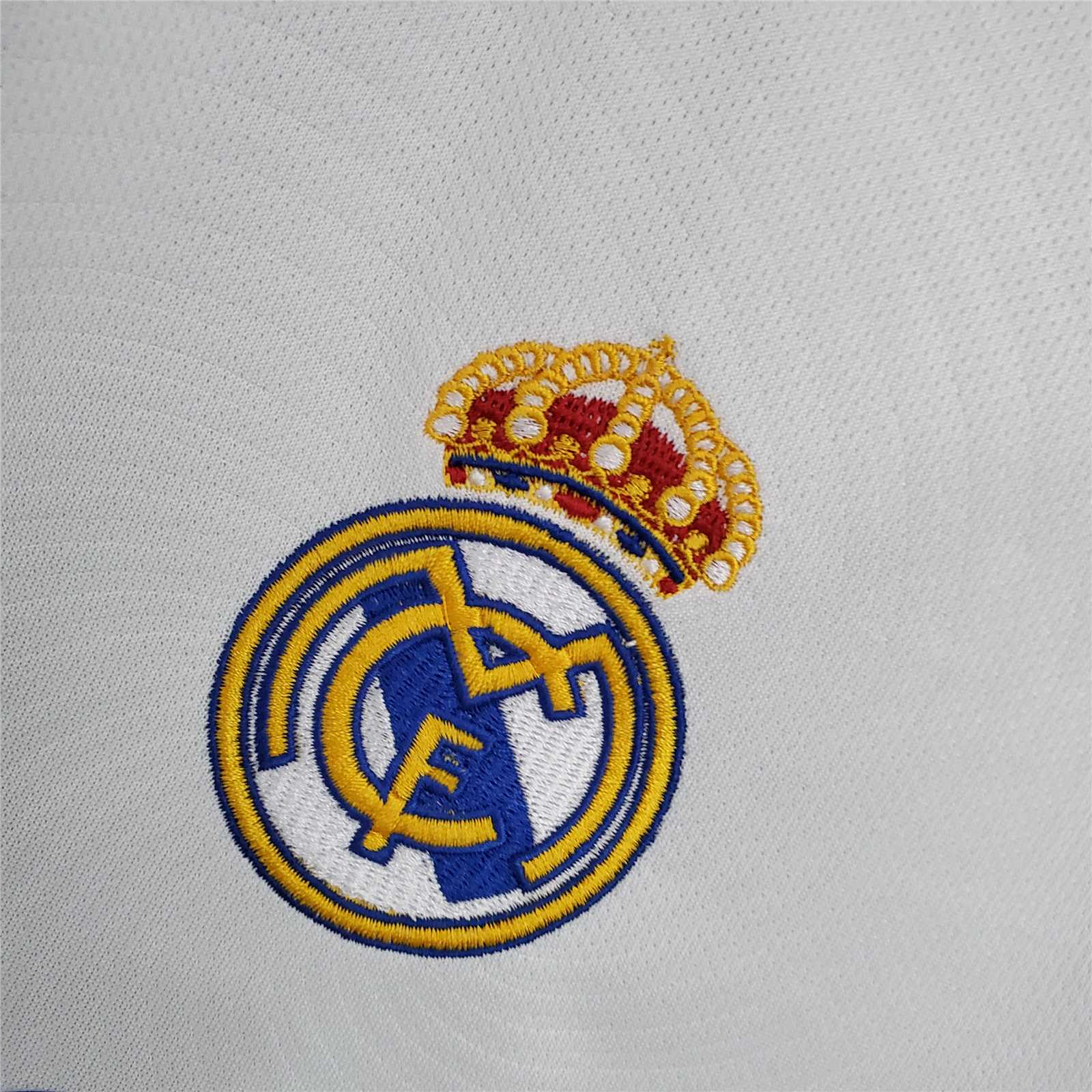 ManixJersey.com | Real Madrid Retro 21-22 Home Jersey -Customize Name, Number and Patch | Worldwide Shipping