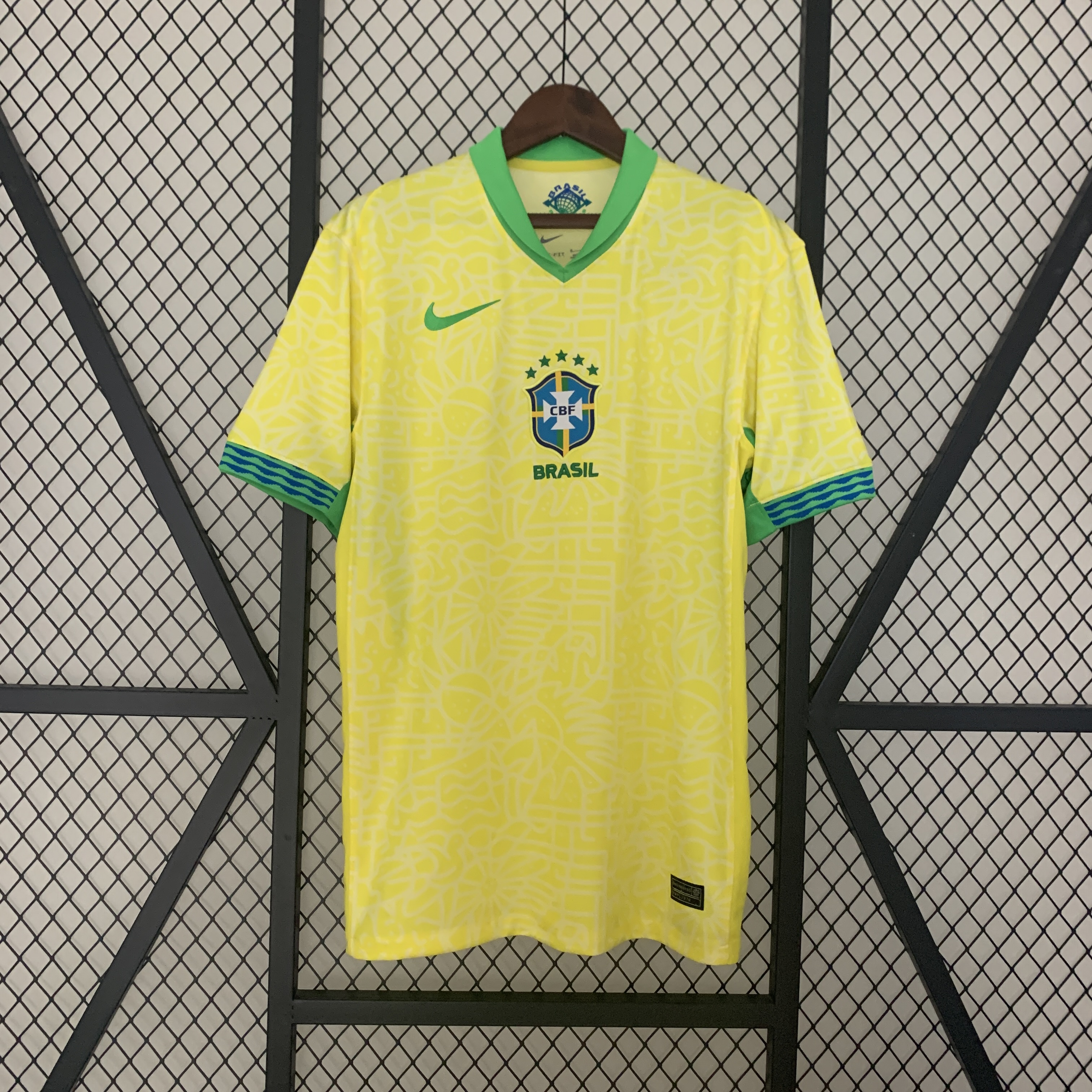 unitedfutballjersey-Brazil 2024 Home Stadium Jersey - Fans Version