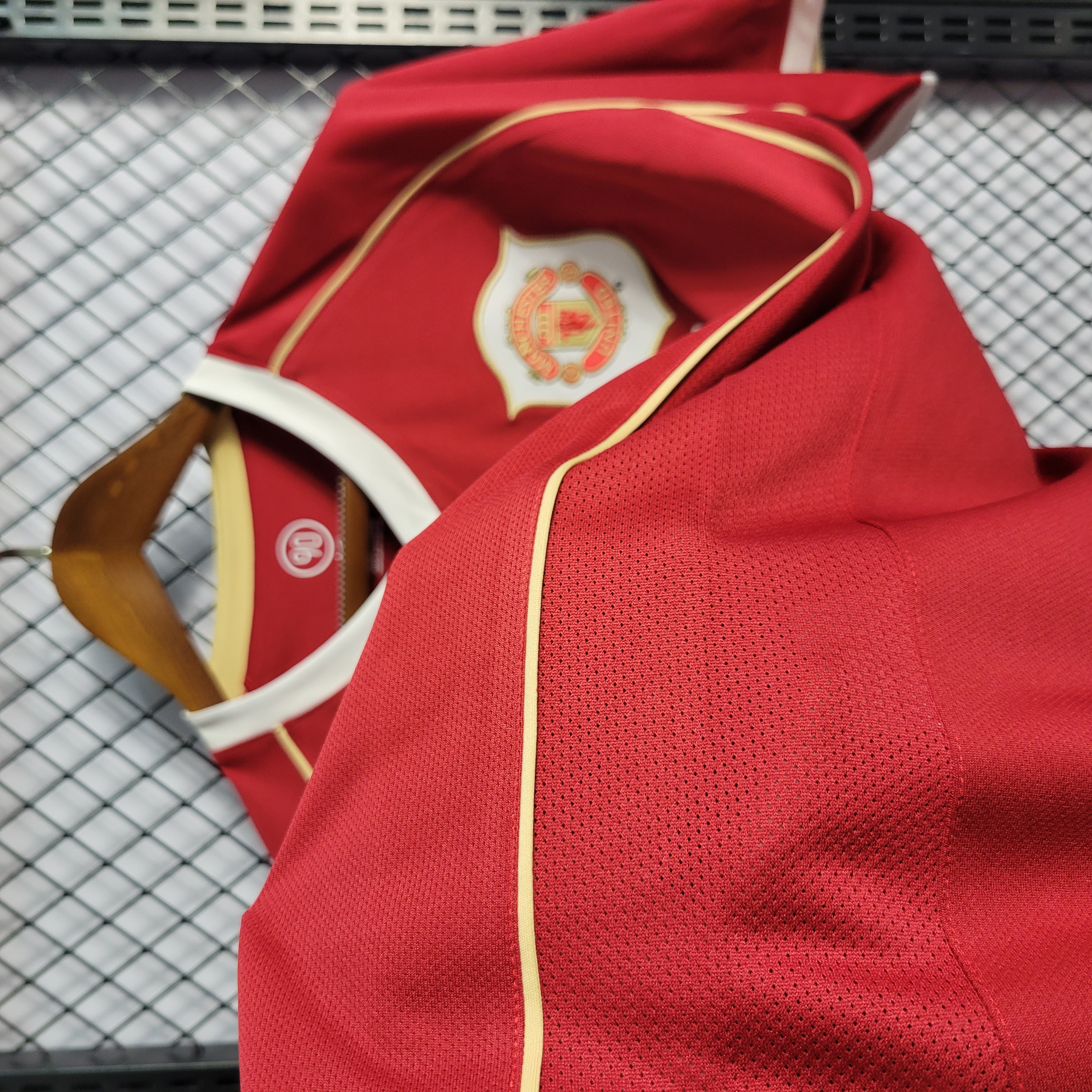 SIUjerseys-Retro Manchester United 06-07 Home Jersey