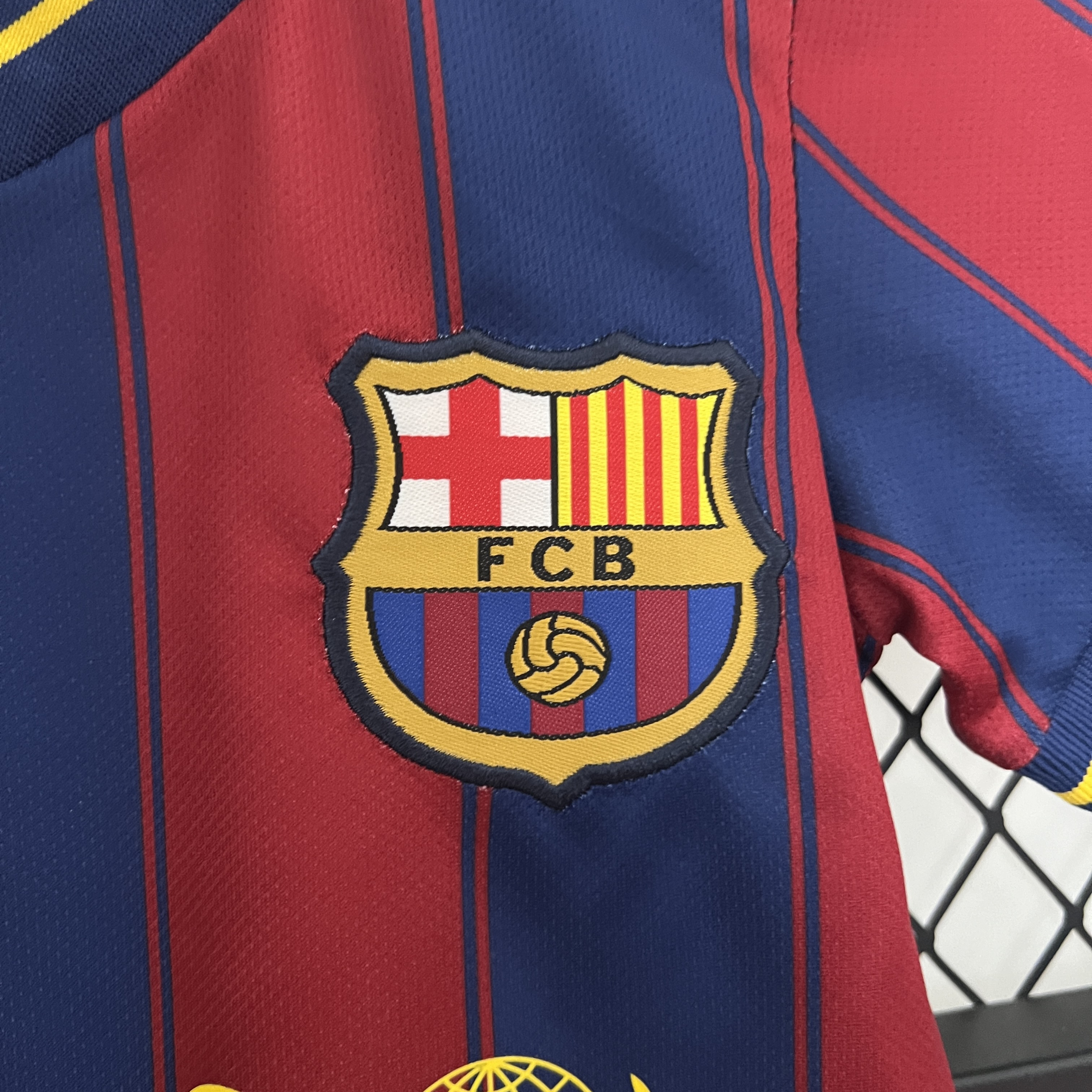 ManixJersey.com | Retro Barcelona 2009-10 Home Stadium Kids Kit -Customize Name, Number and Patch | Worldwide Shipping