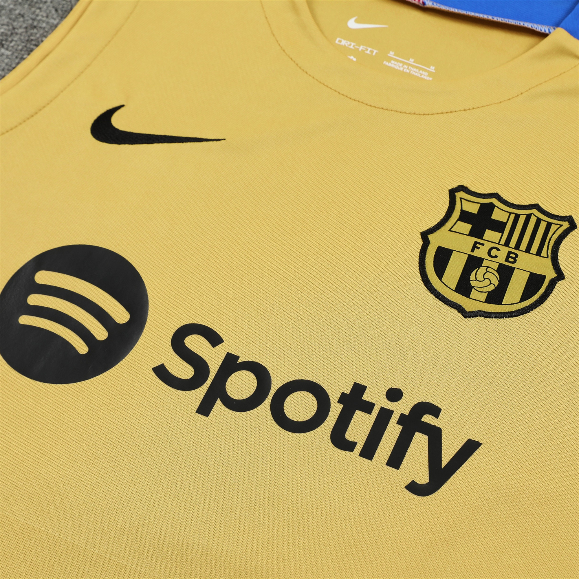 SIUjerseys-Barcelona 24-25 Training Vest Suit - Gold