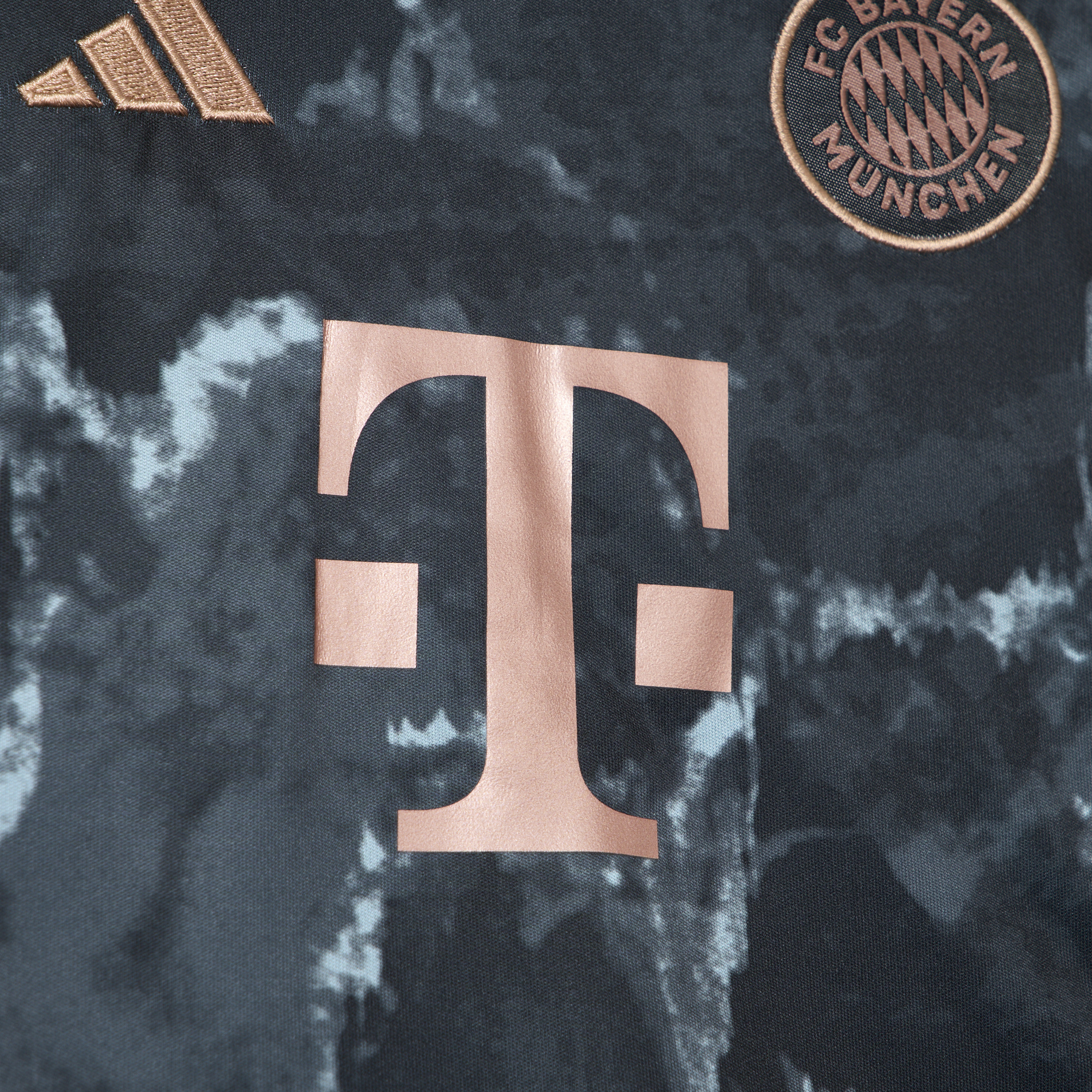 SIUjerseys-Bayern Munich 24-25 Away Kids Kit - Fans Version