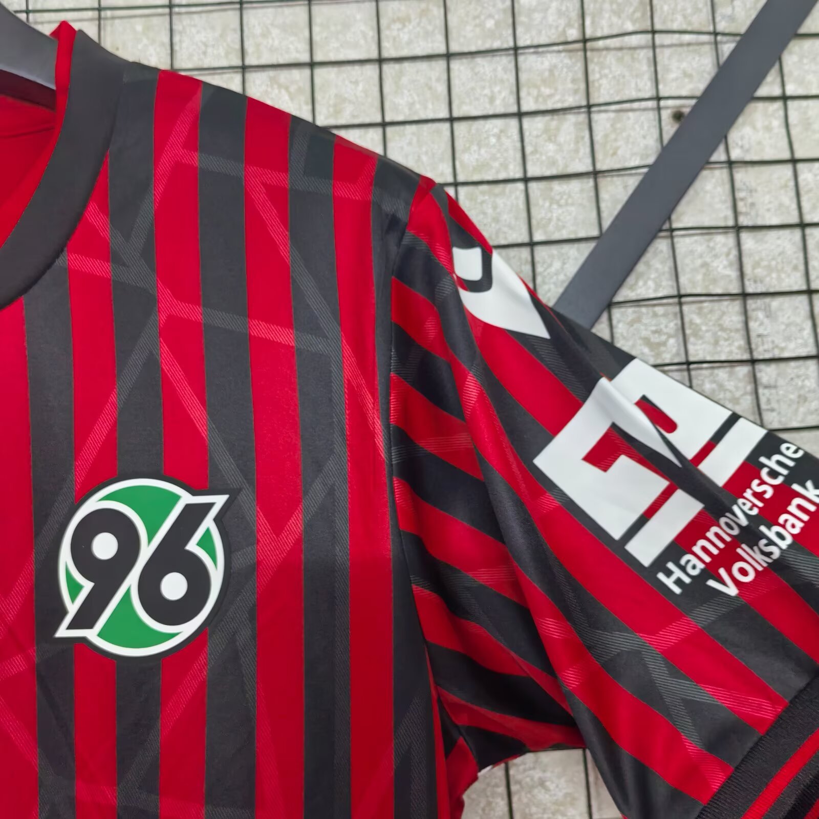 Hannover 96 25-26 Away Jersey - Fans Version:football jersey mysite: unitedjerseyfootball 邓江浪:football
