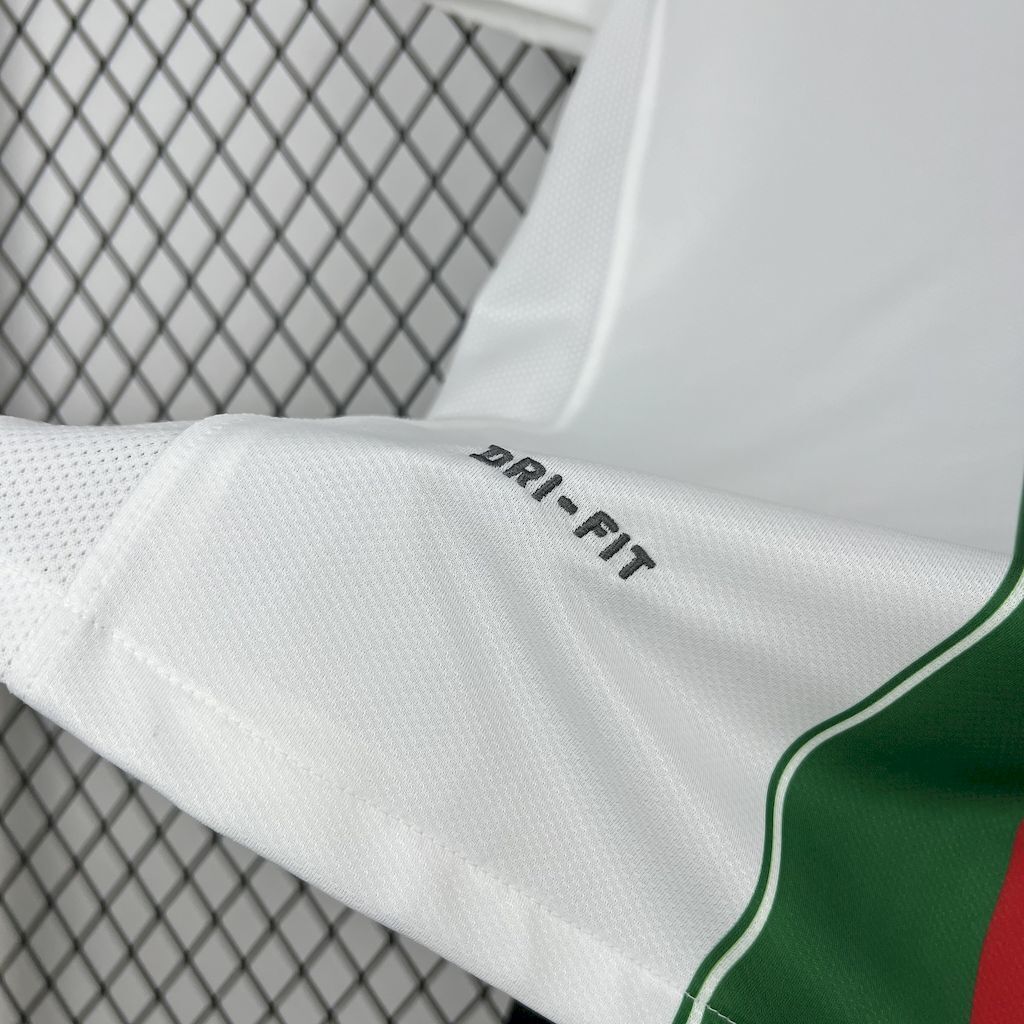 Retro Portugal 2010 Away Jersey:football jersey mysite: unitedjerseyfootball 邓江浪:football