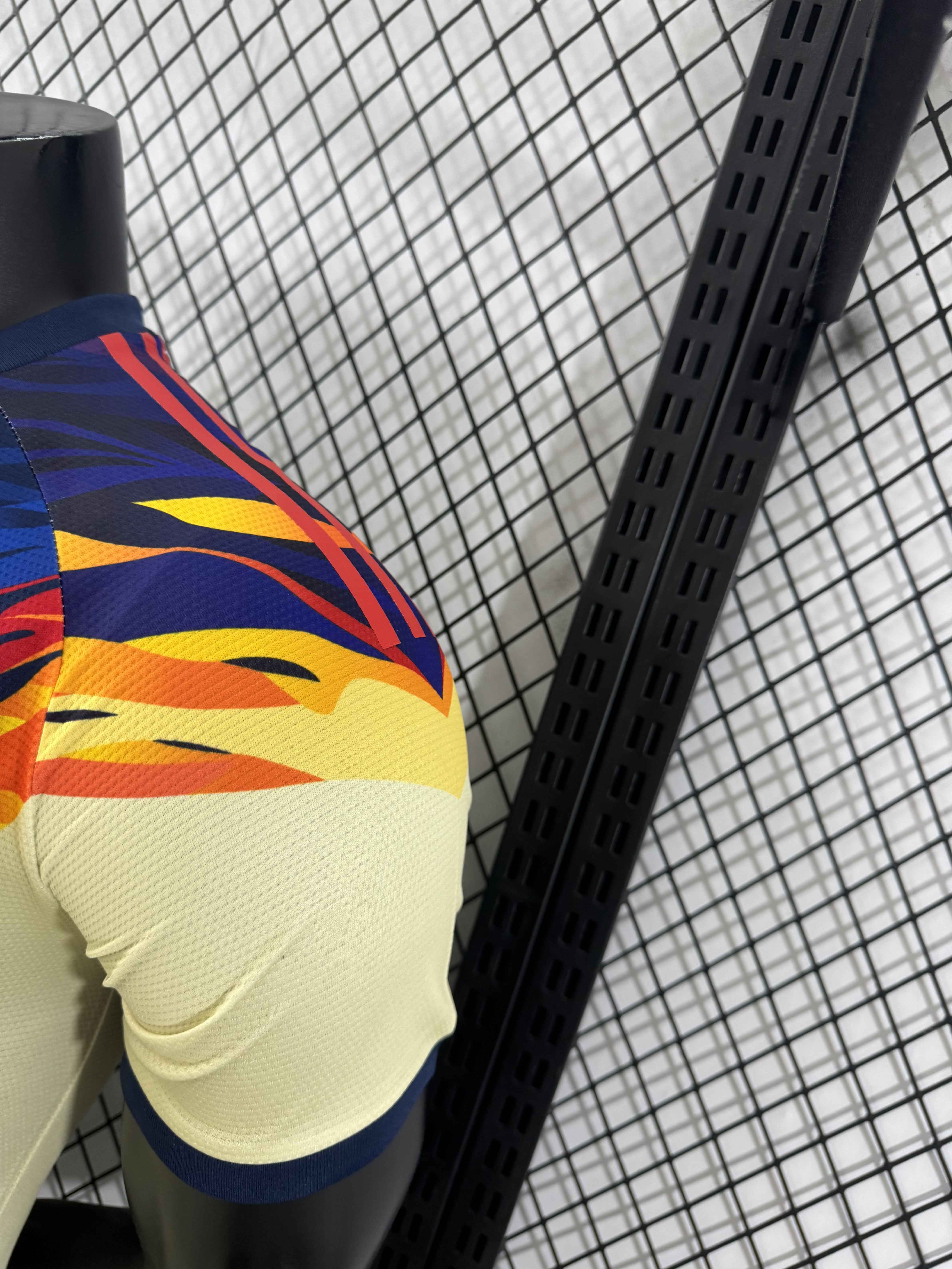 Club América 25-26 Blue Neck Light Yellow Special Jersey - Player Version:football jersey mysite: unitedjerseyfootball 邓江浪:football