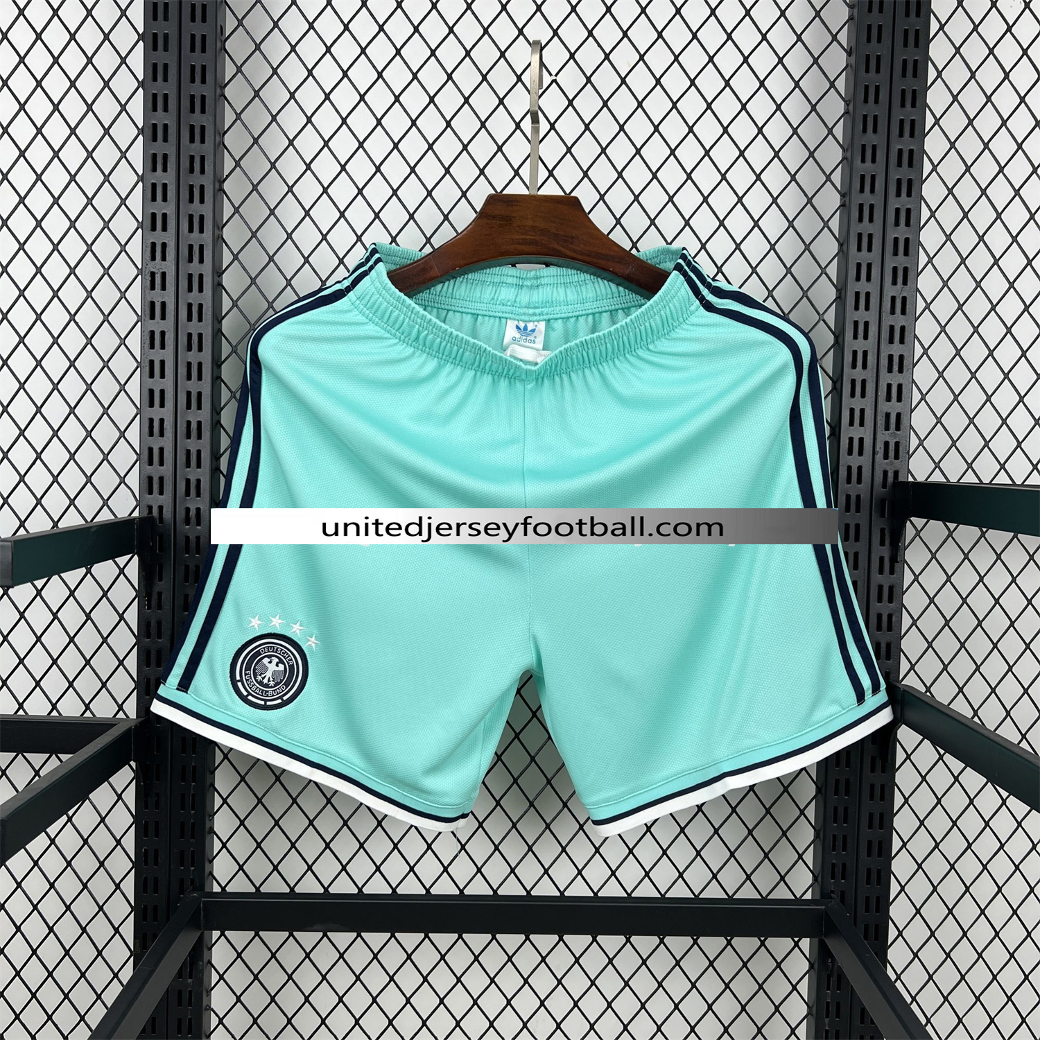 Germany 2026 Away Green Shorts - Fans Version:football jersey mysite: unitedjerseyfootball 邓江浪:football