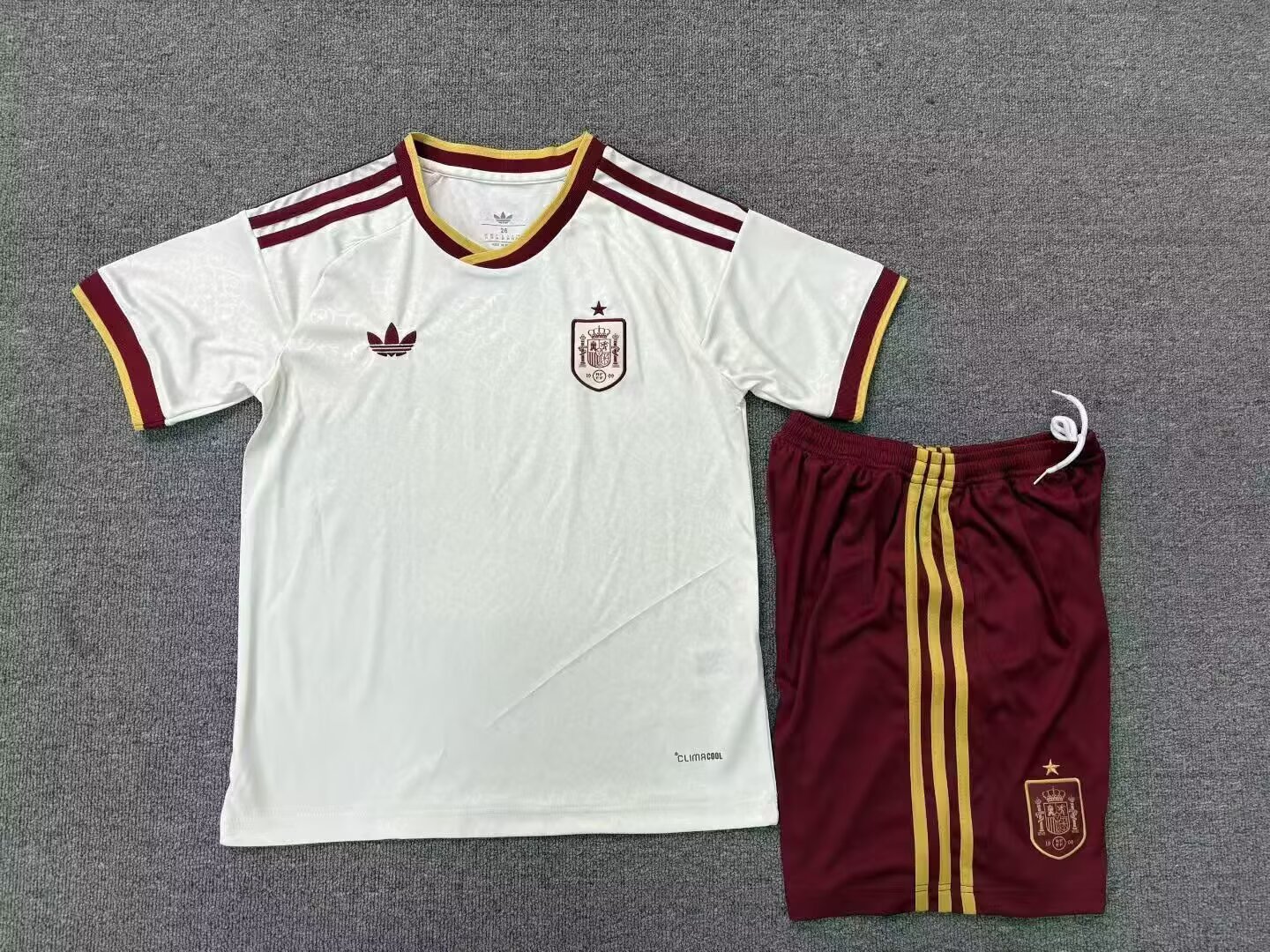 Spain 2026 Men's Adult Jersey Set - Fans Version:football jersey mysite: unitedjerseyfootball 邓江浪:football