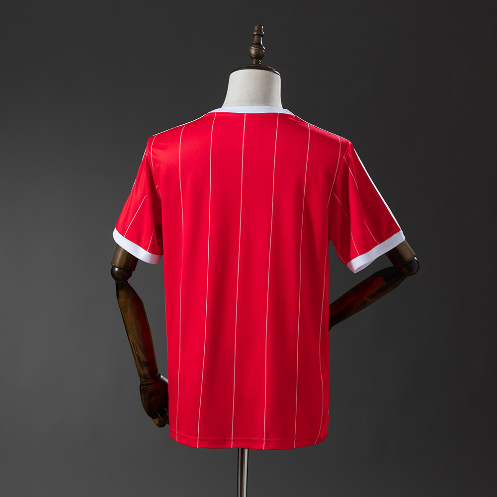 Hamburger SV 83/84 Away Retro Jersey - Fans Version:football jersey mysite: unitedjerseyfootball 邓江浪:football