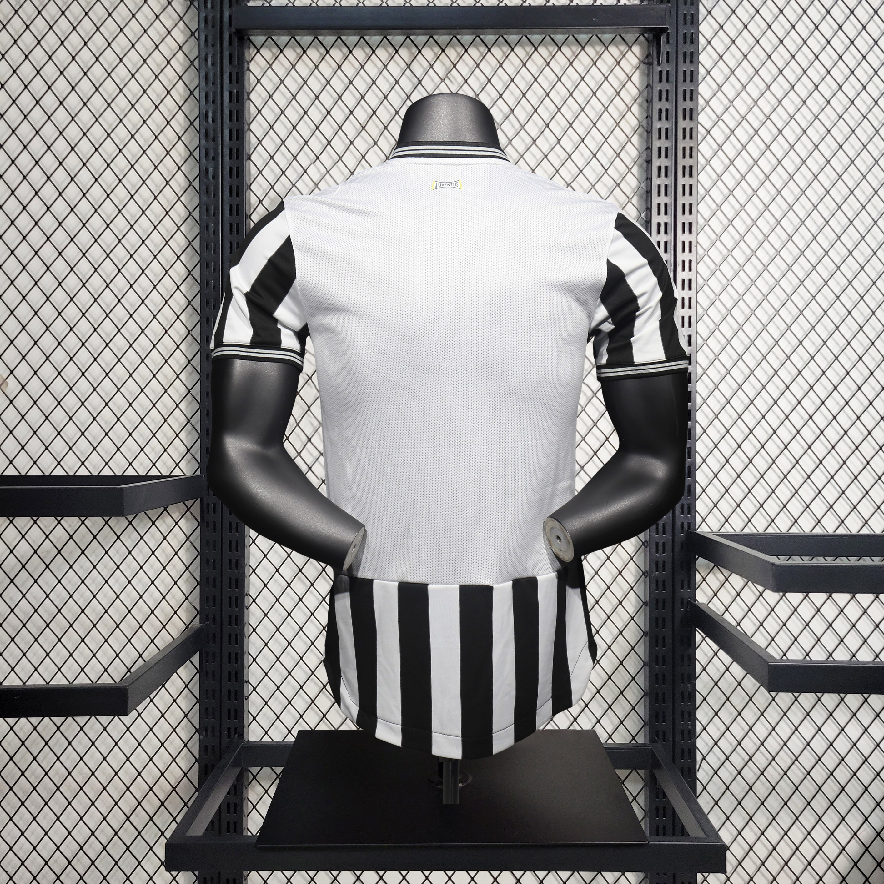 unitedfutballjersey-Juventus 24-25 Trefoil Vintage Unsponsored Special Jersey