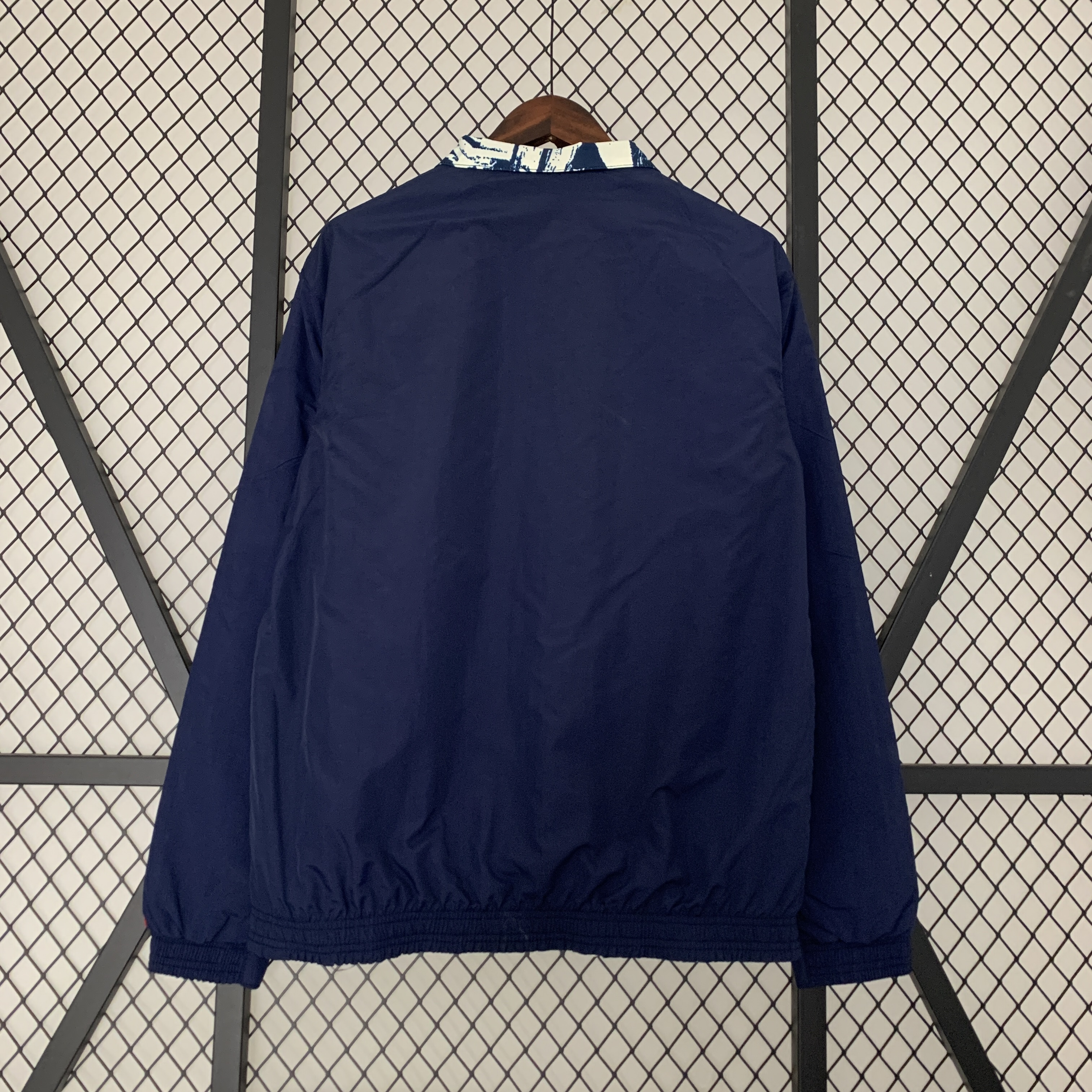 Bayern Munich 23-24 Double Sided Windbreaker - Deep Blue:football jersey mysite: unitedjerseyfootball 邓江浪:football