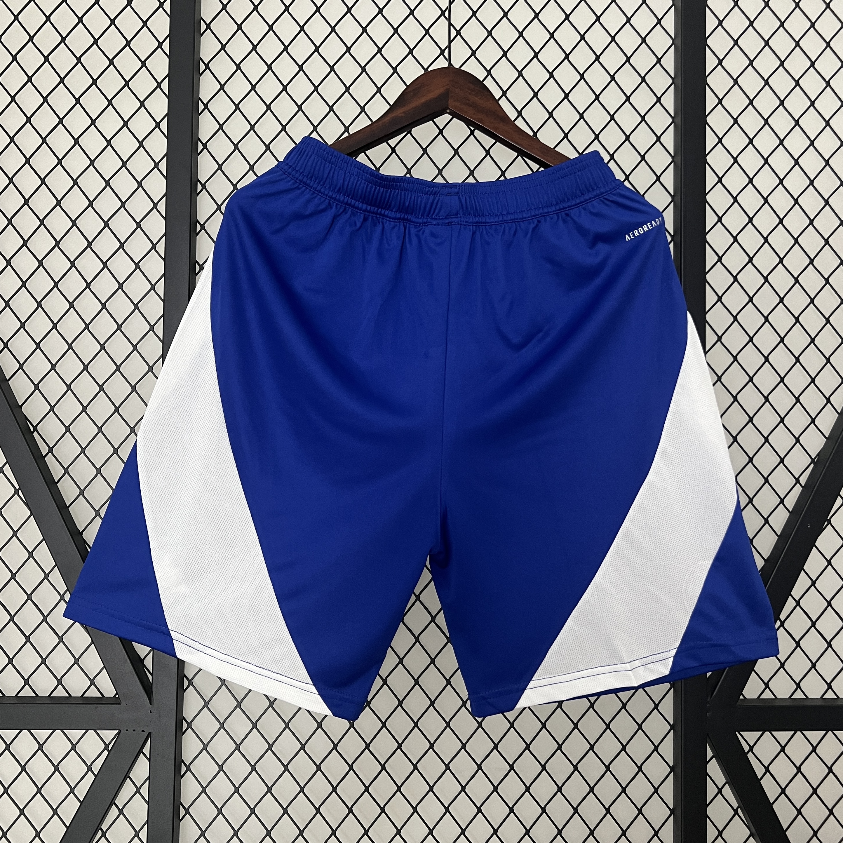 ManixJersey.com | Chile 2024 Home Shorts - Fans Version -Customize Name, Number and Patch | Worldwide Shipping